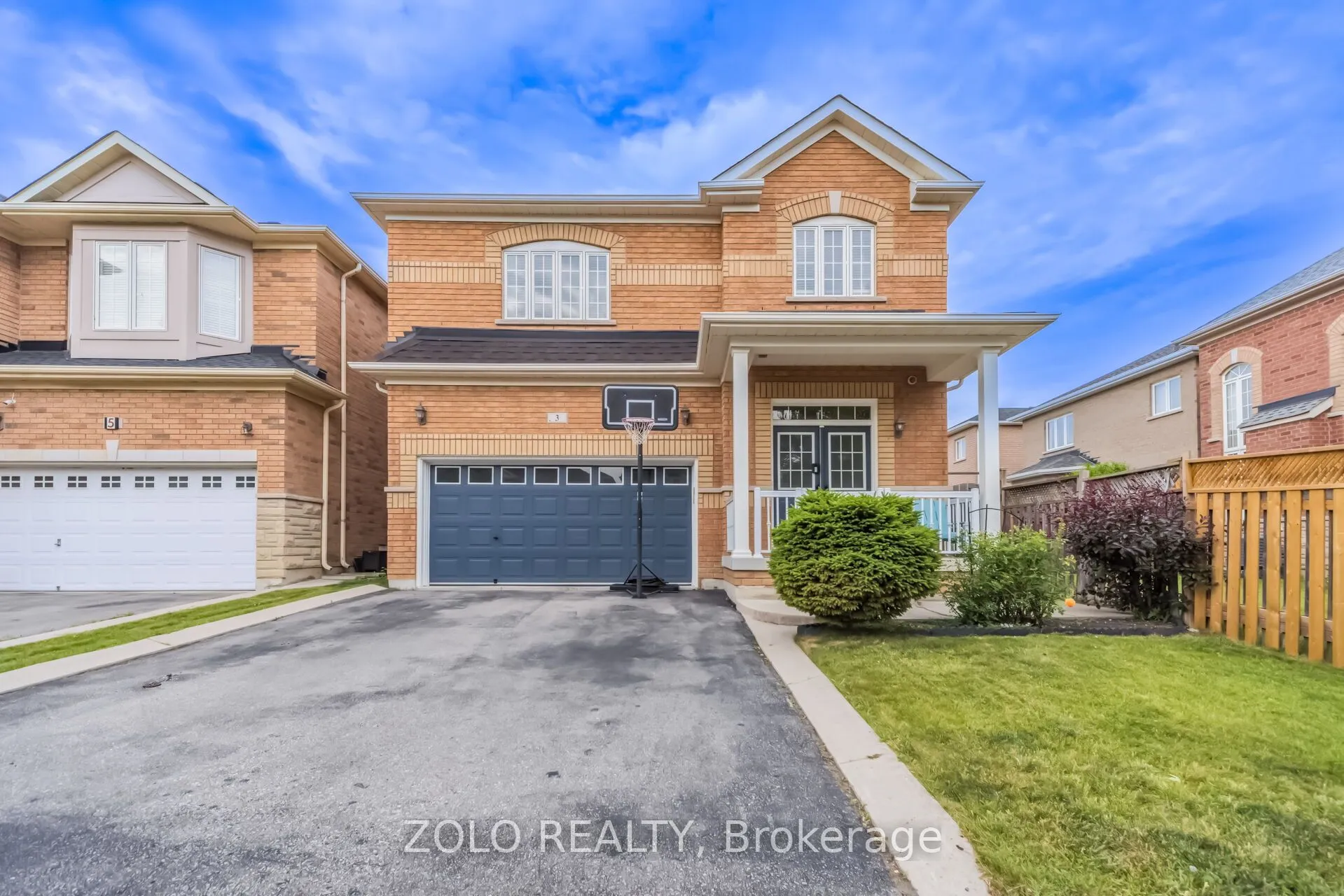 Detached Home For Sale | W13511308