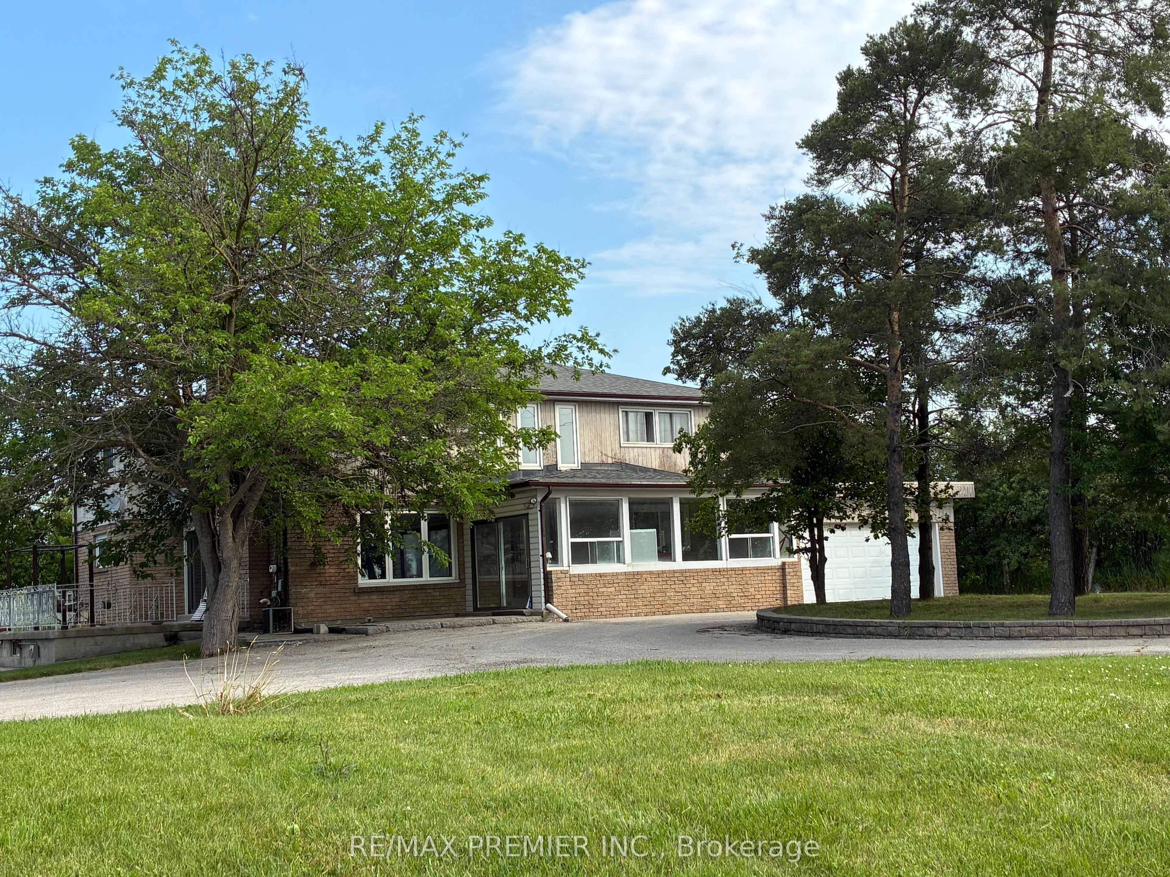 Detached Home For Sale | W13511478