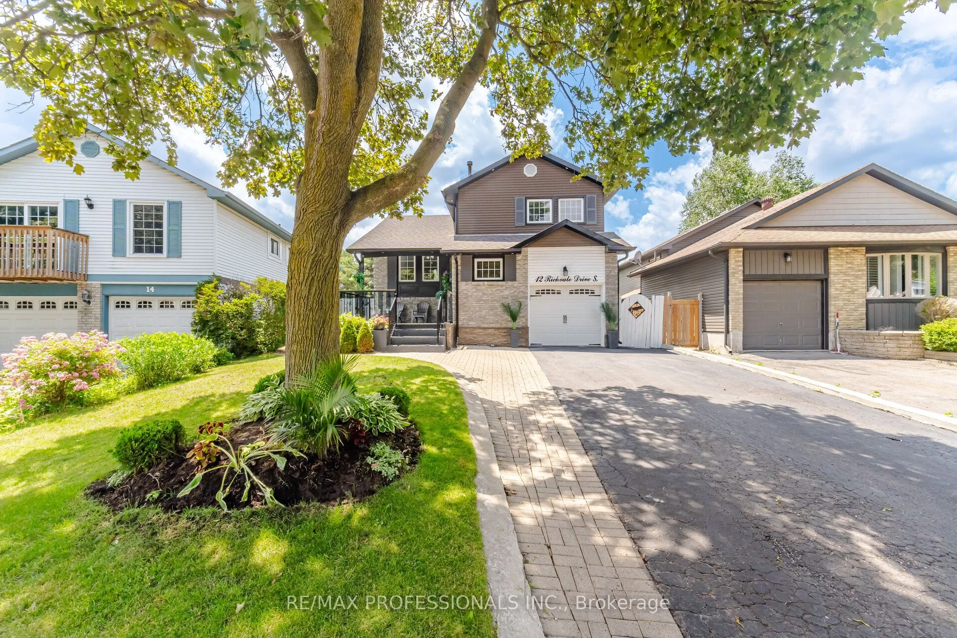Detached Home For Sale | W13512294