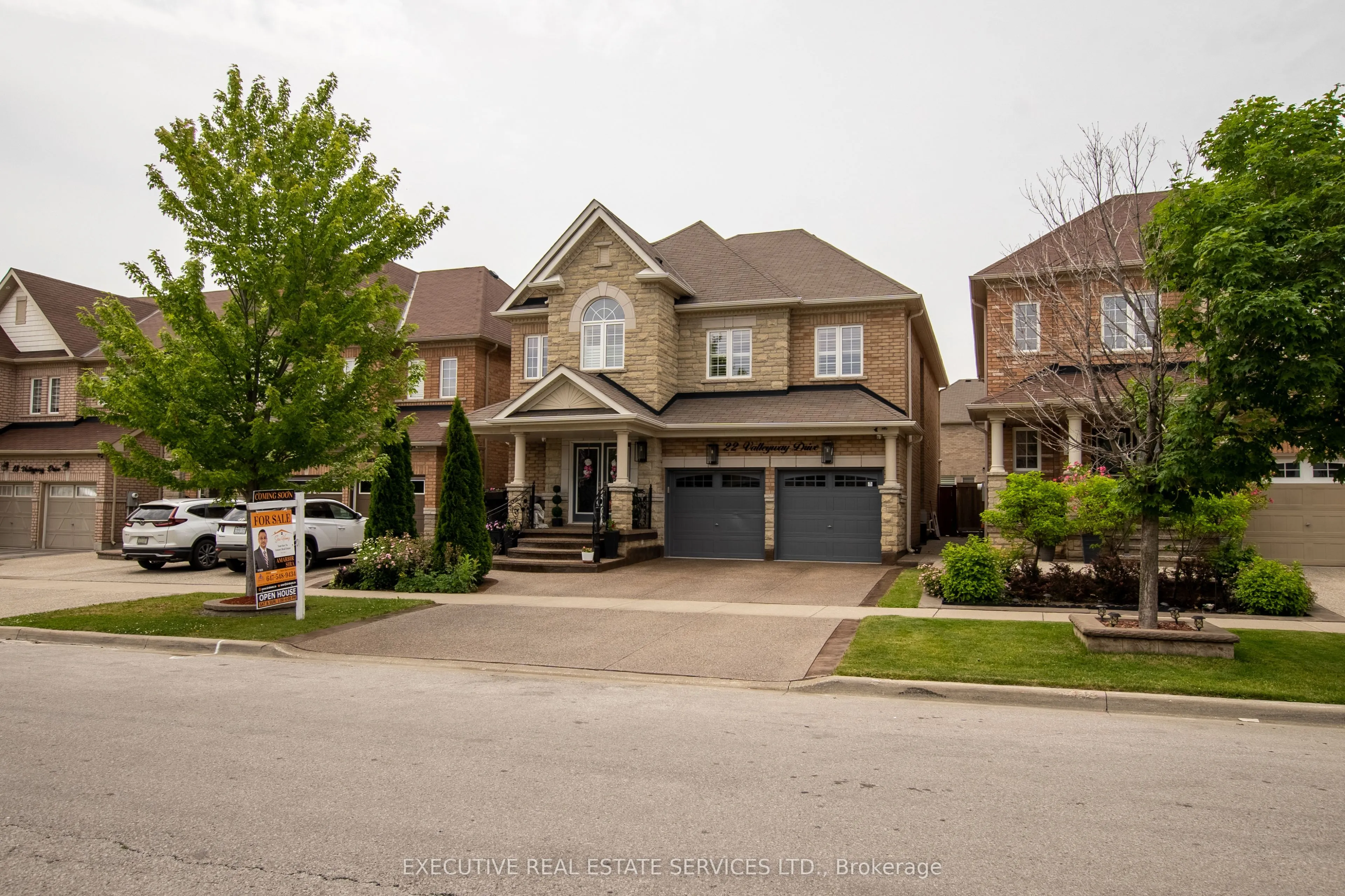 Detached Home For Sale | W13512802