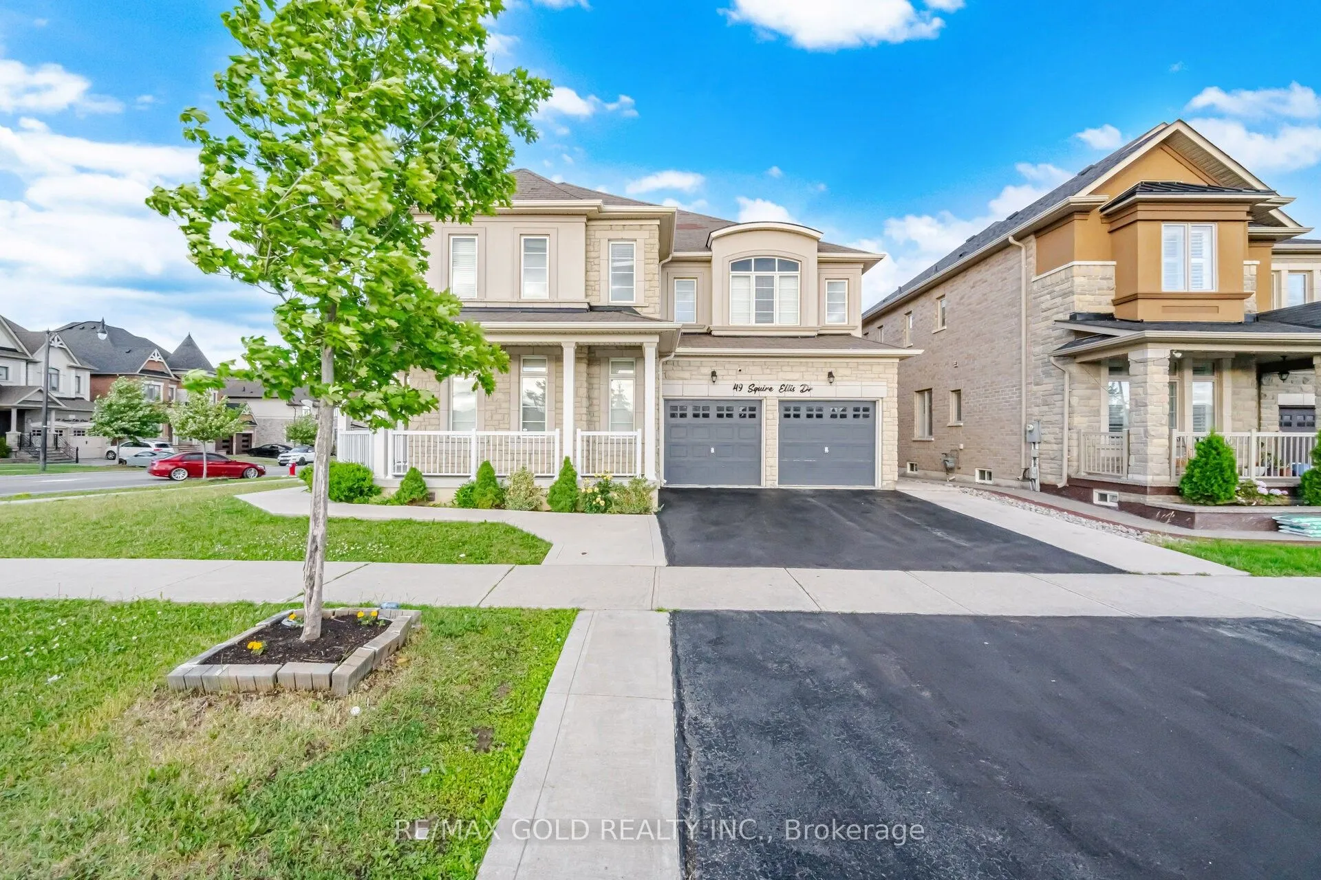 Detached Home For Sale | W13513252