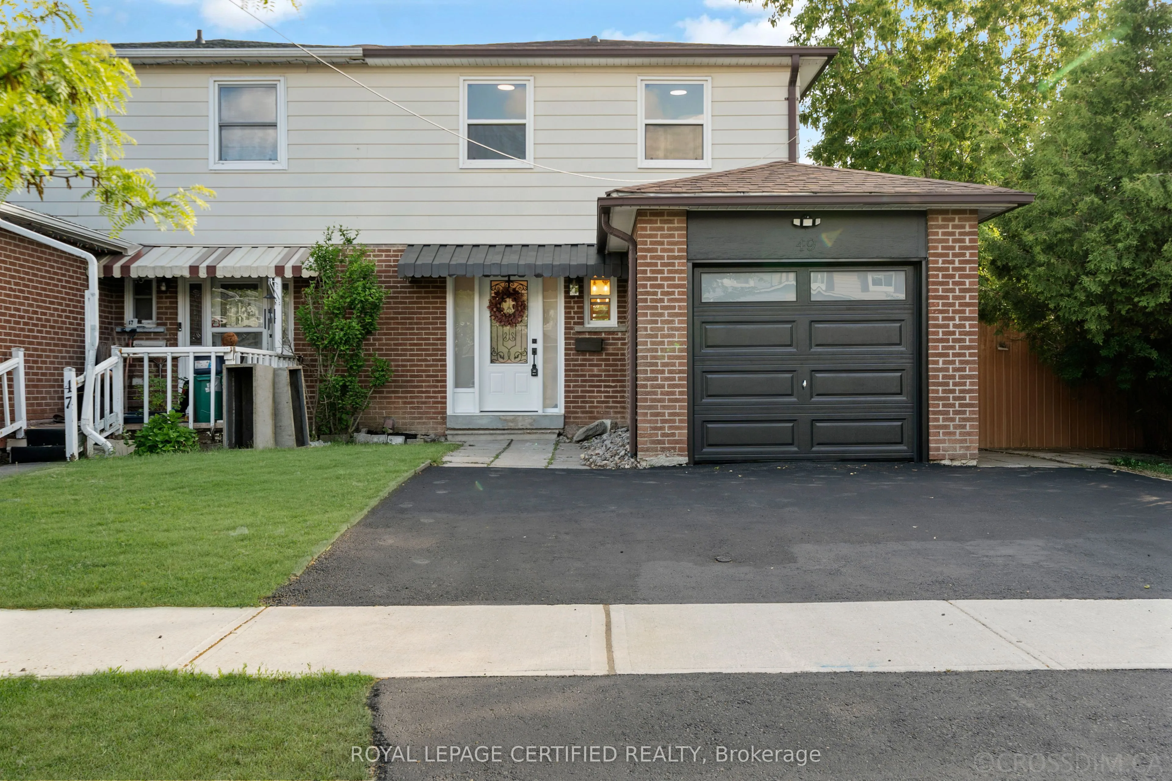 Semi-Detached Home For Sale | W13514308