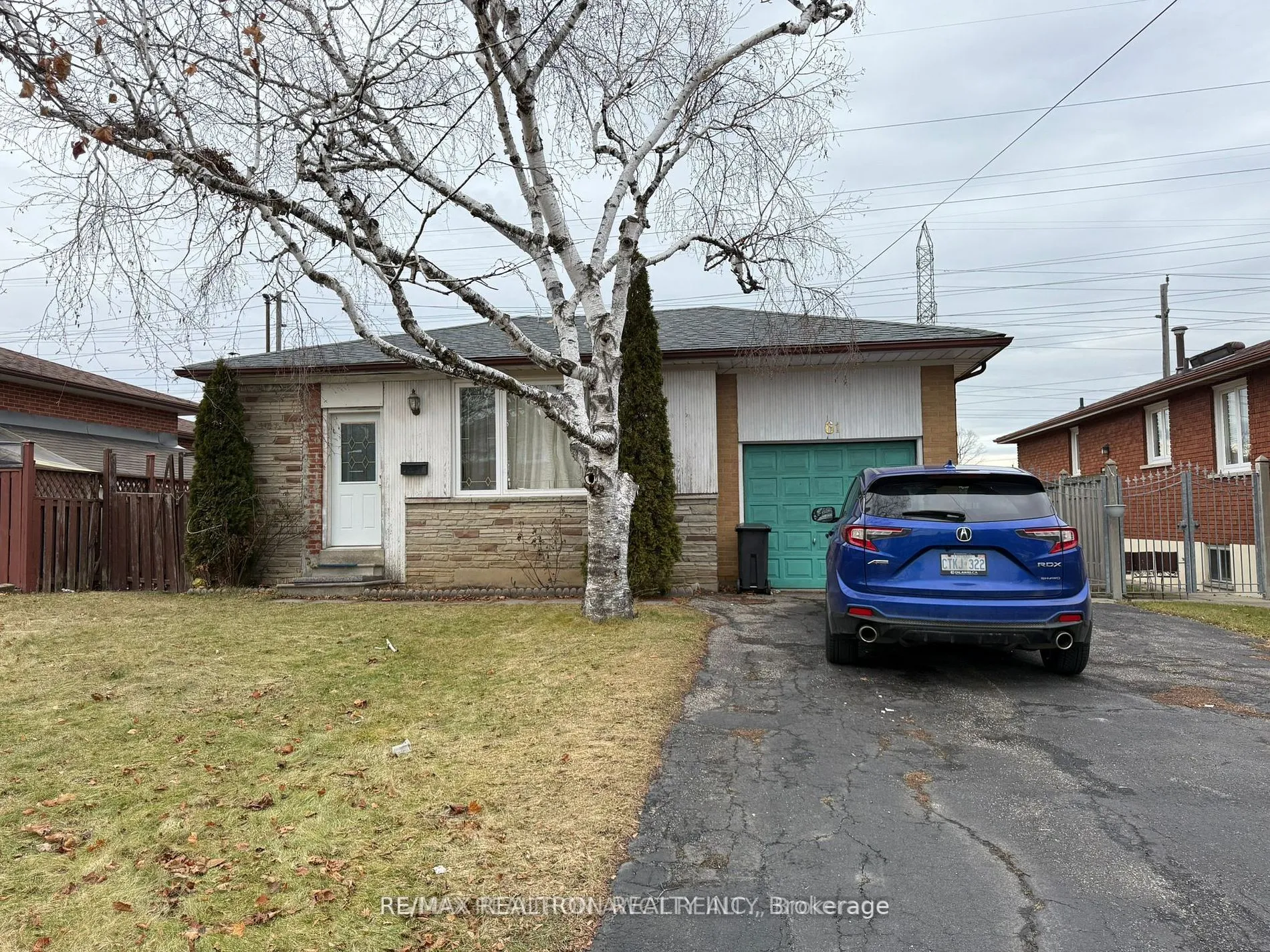 Detached Home For Lease | W13514338