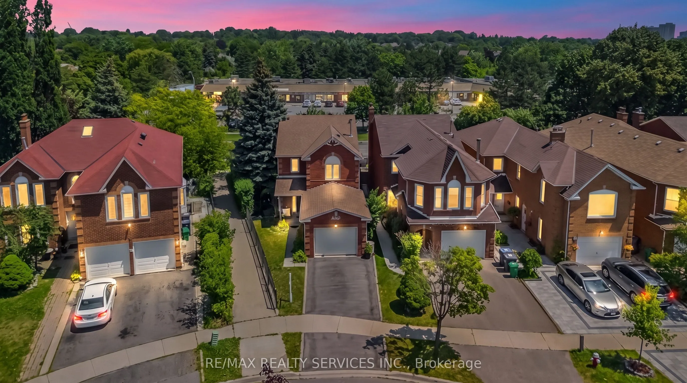 Detached Home For Sale | W13515312