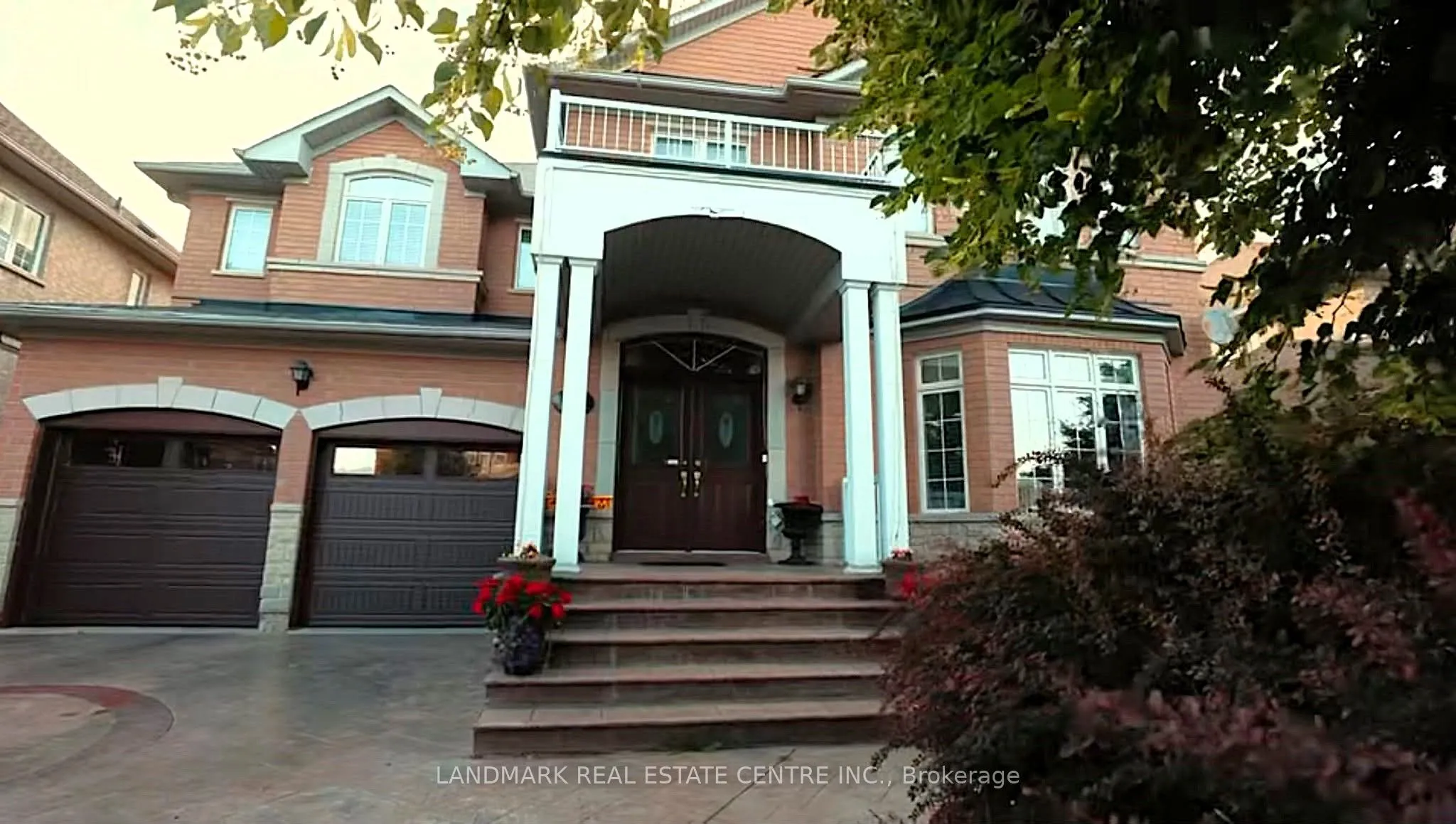 Detached Home For Sale | W13515974