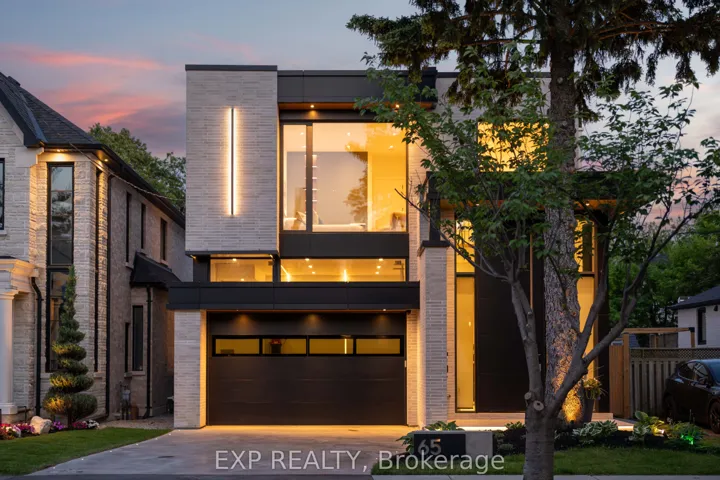 65 Edgecroft Road, Toronto W07, ON M8Z 2C1