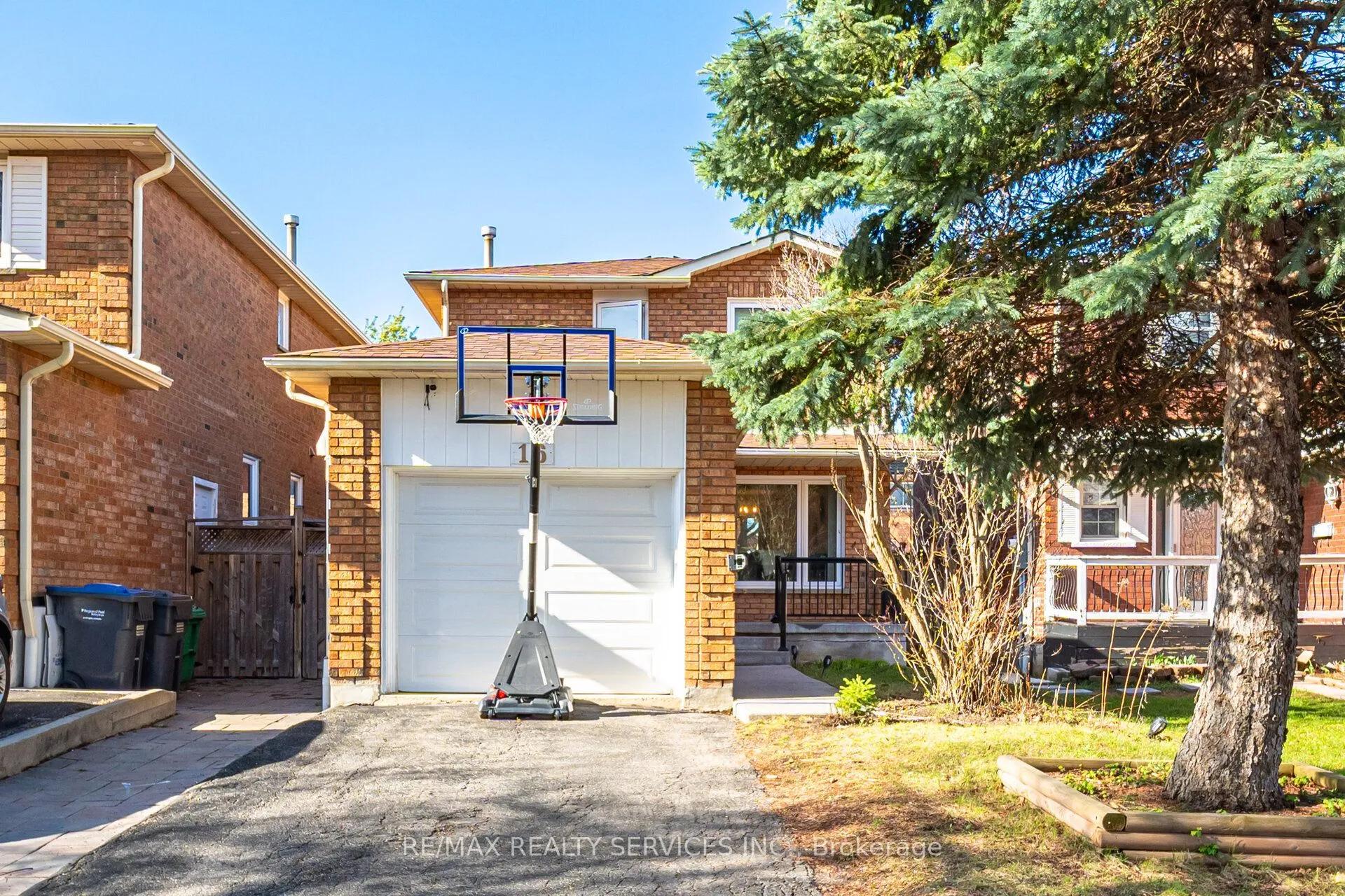 Detached Home For Sale | W13516708