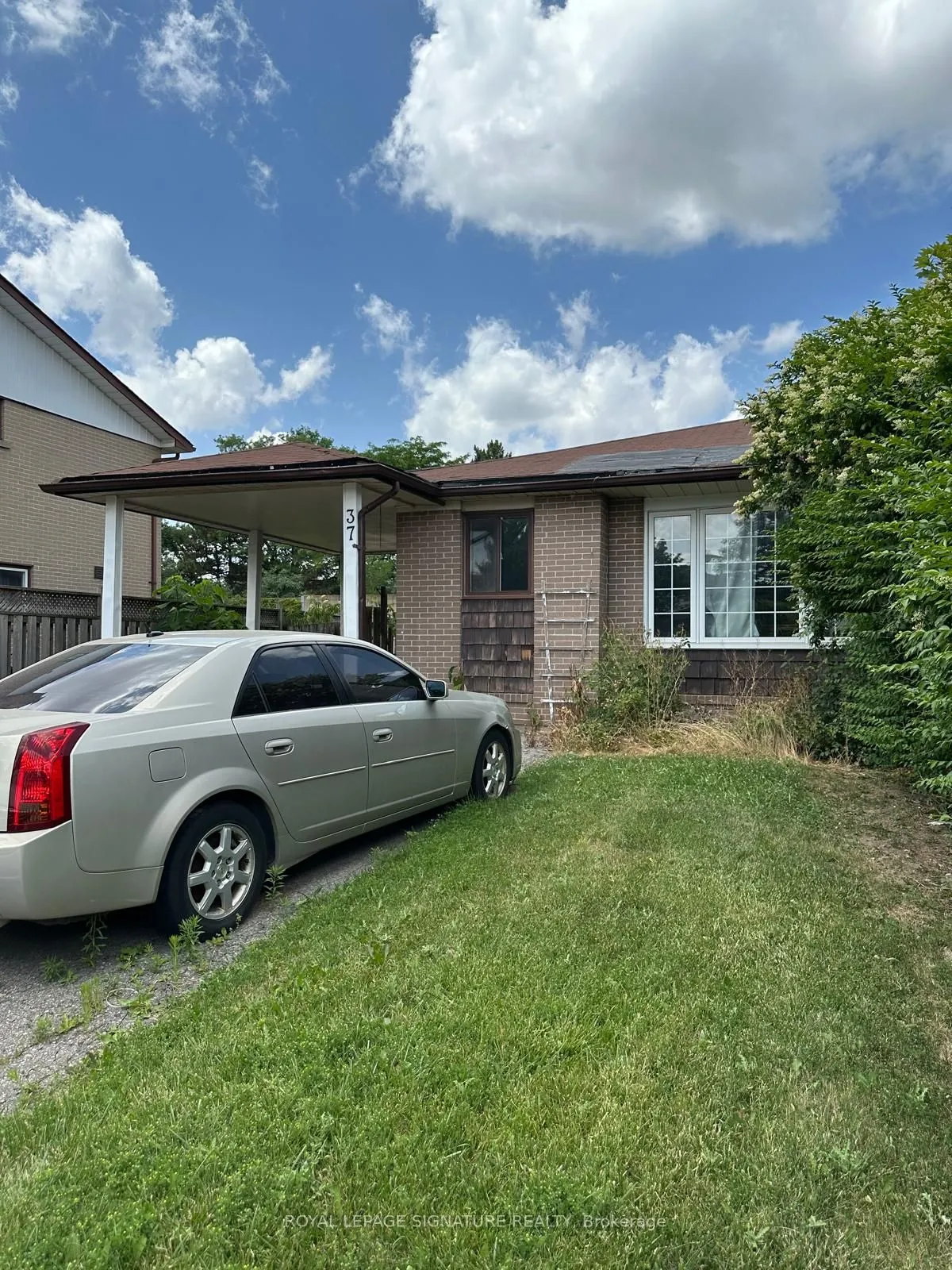 Semi-Detached Home For Sale | W13517368