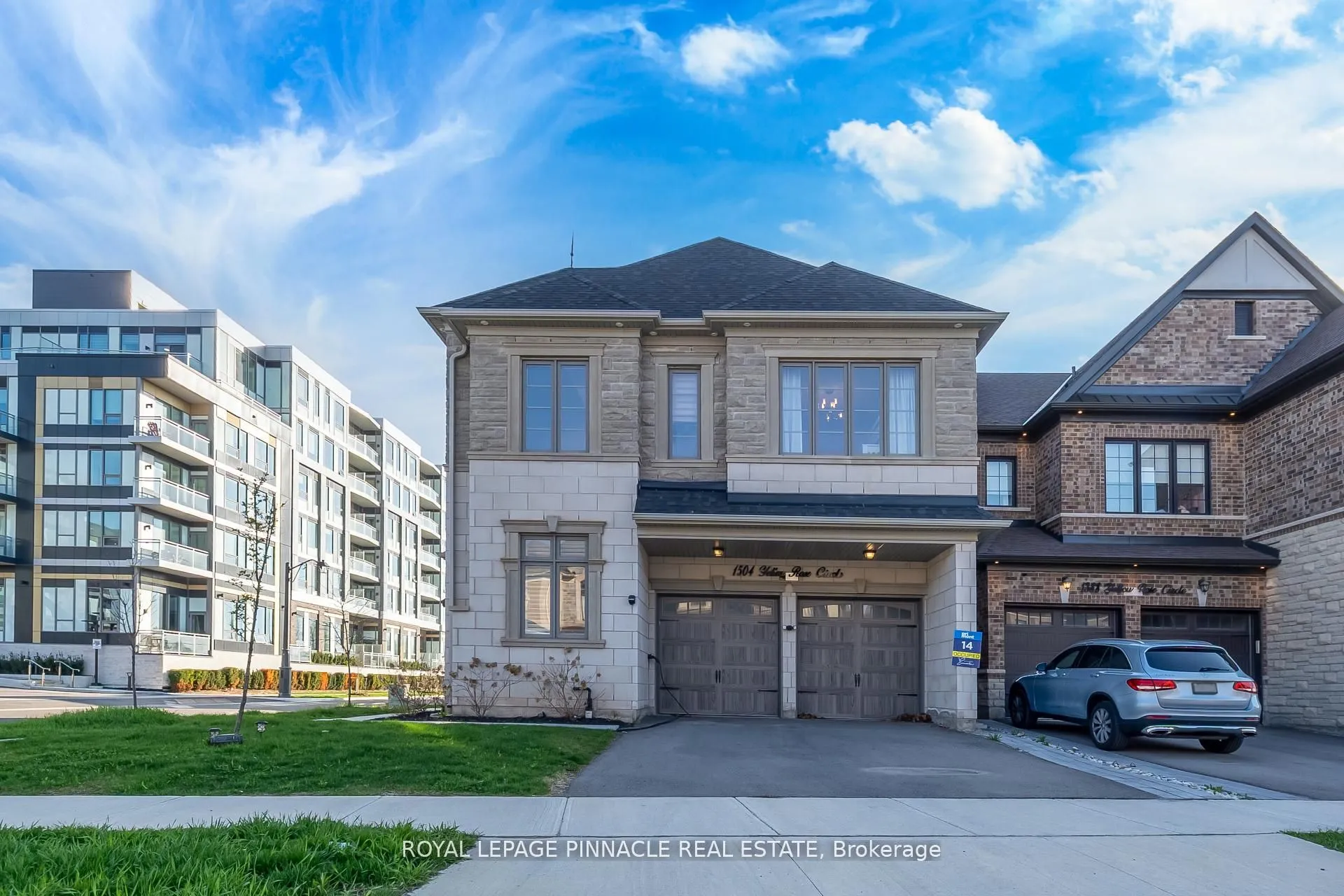 Detached Home For Lease | W13519146