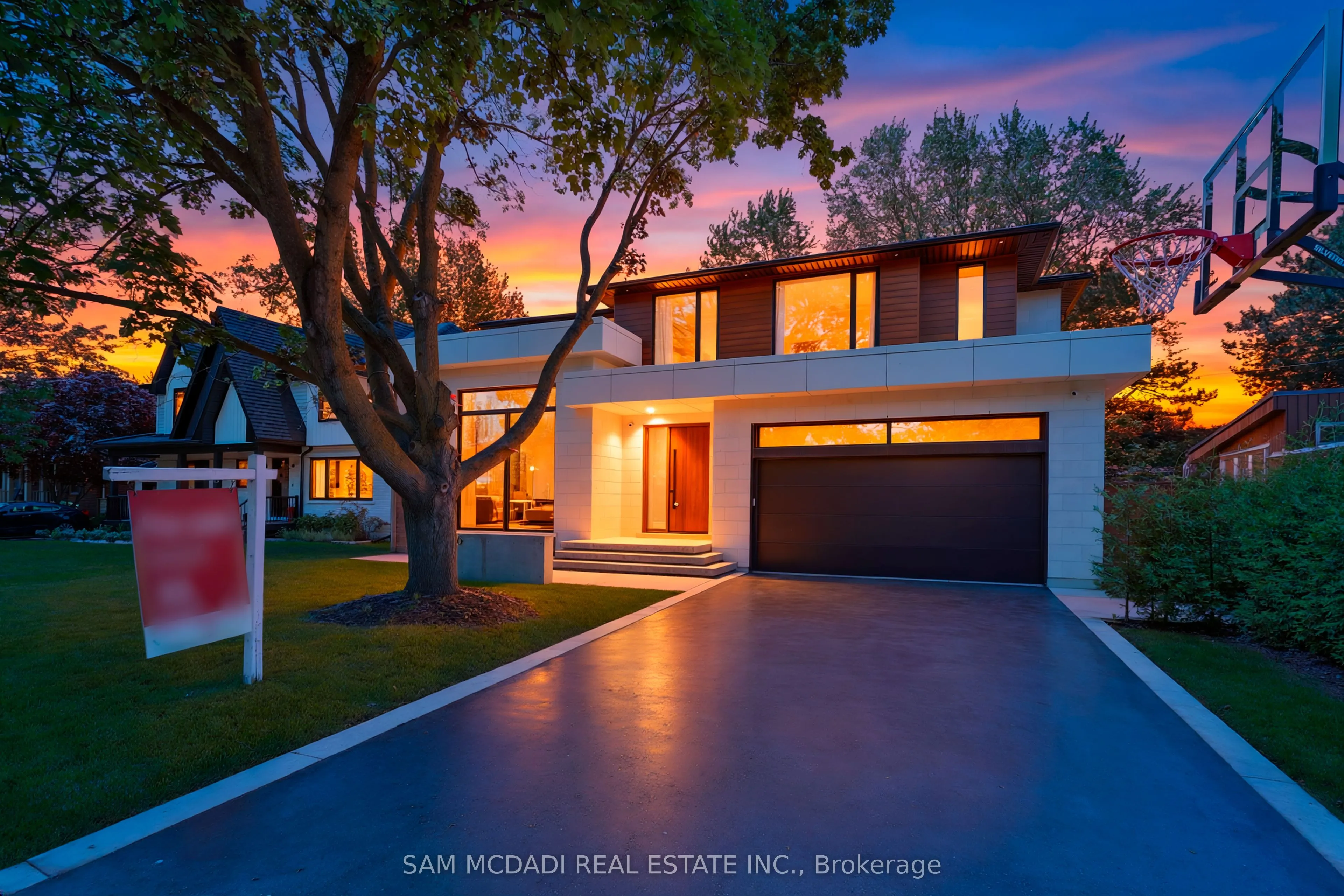 Detached Home For Sale | W13519456