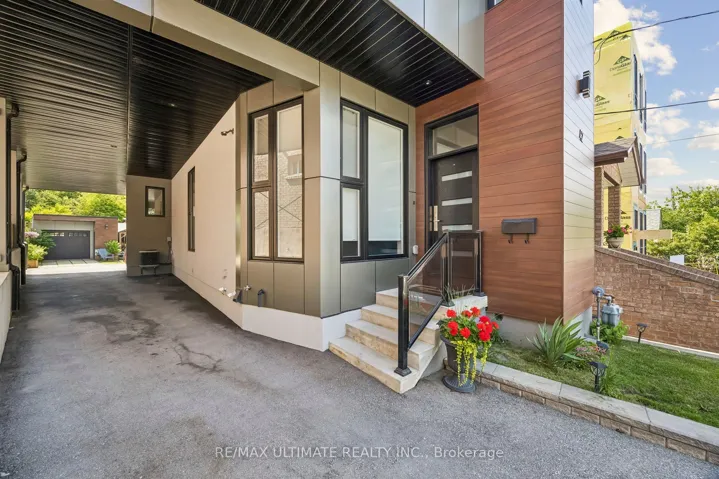 42 Ennerdale Road, Toronto W03, ON M6E 4C3
