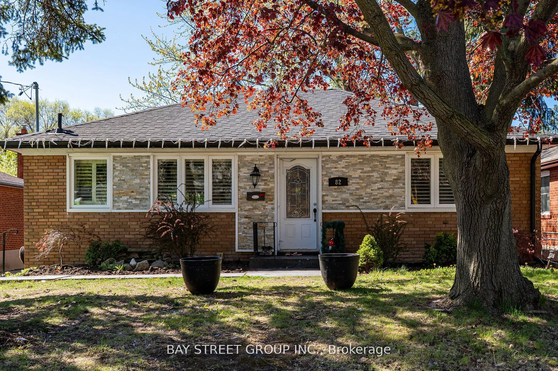 Detached Home For Lease | W13520294