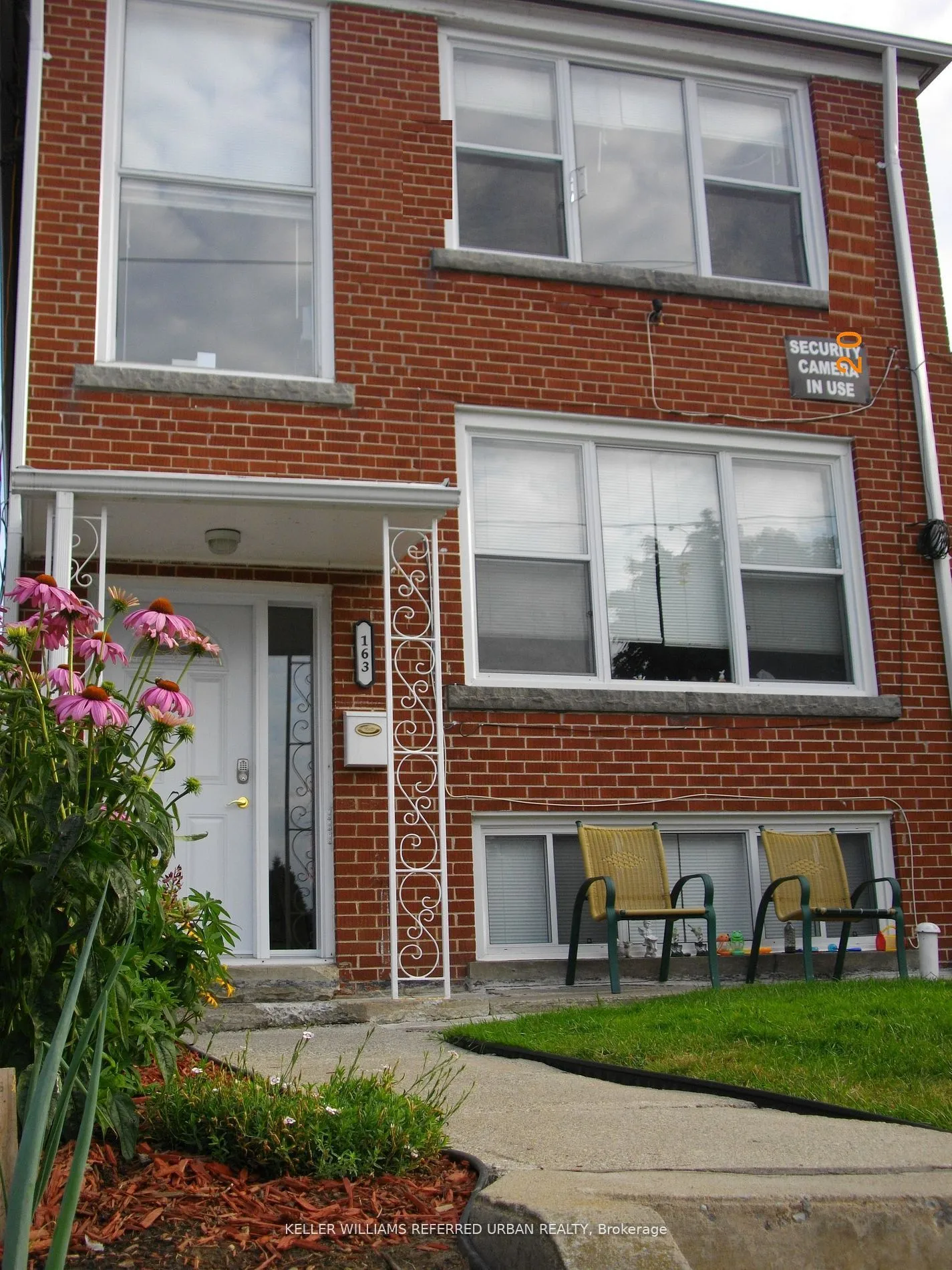 Detached Home For Lease | W13520364