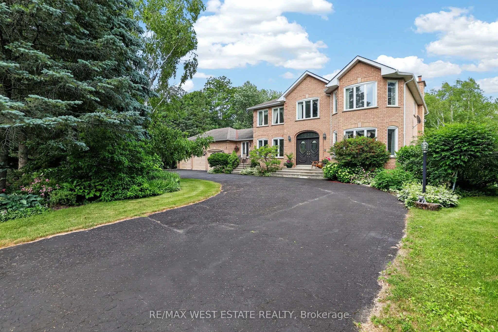 Detached Home For Sale | W13521136