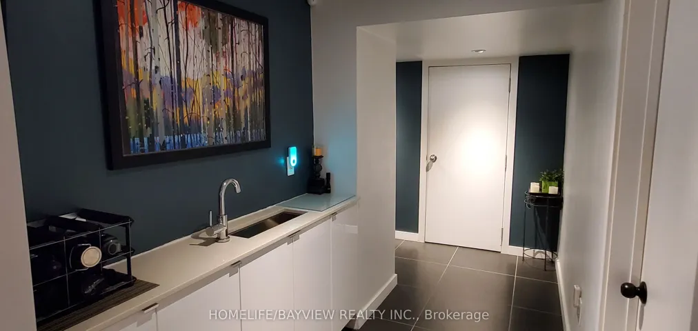 249 Wincott Drive, Toronto W09, ON M9R 2R6