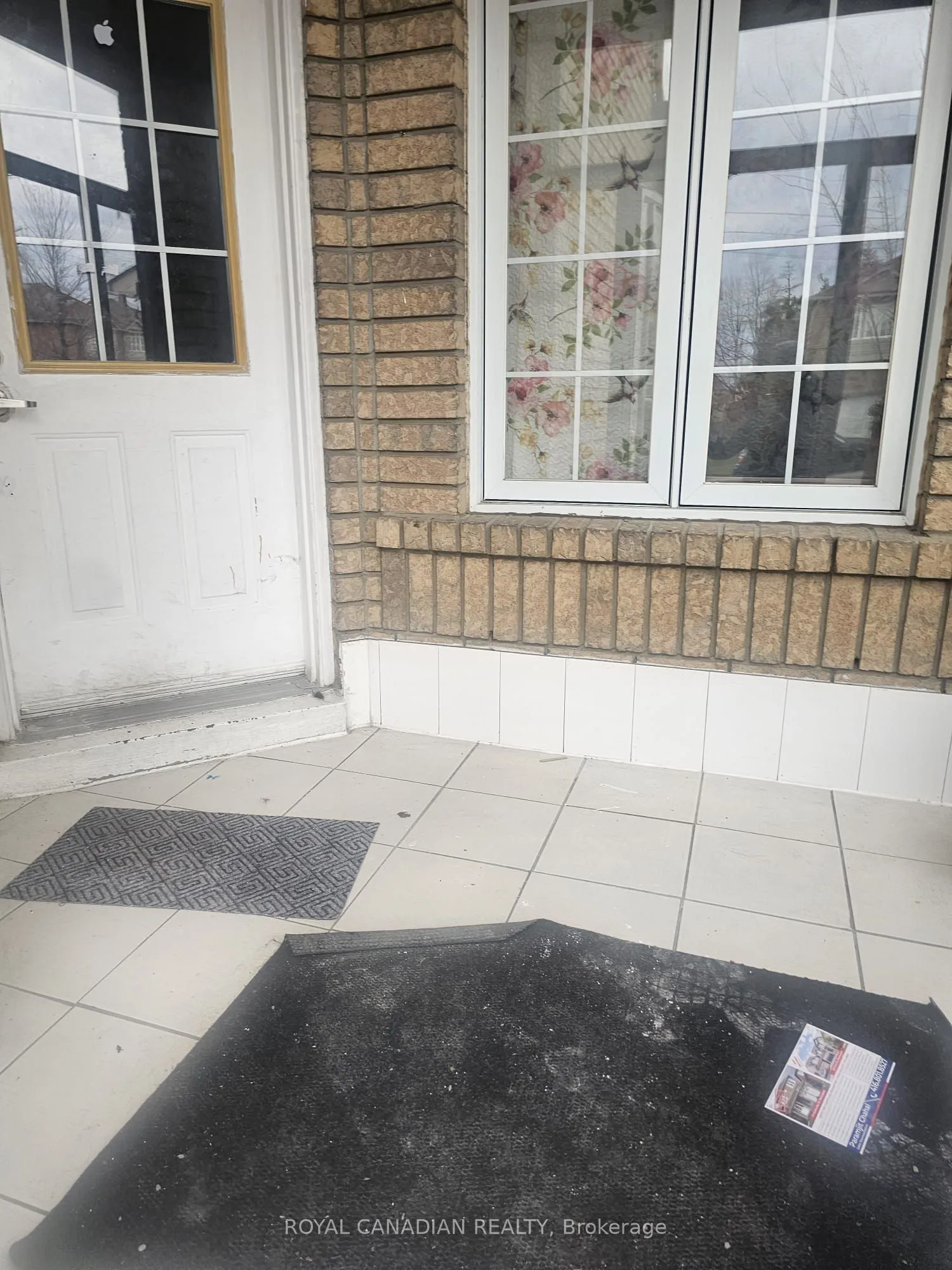 Semi-Detached Home For Lease | W13521628