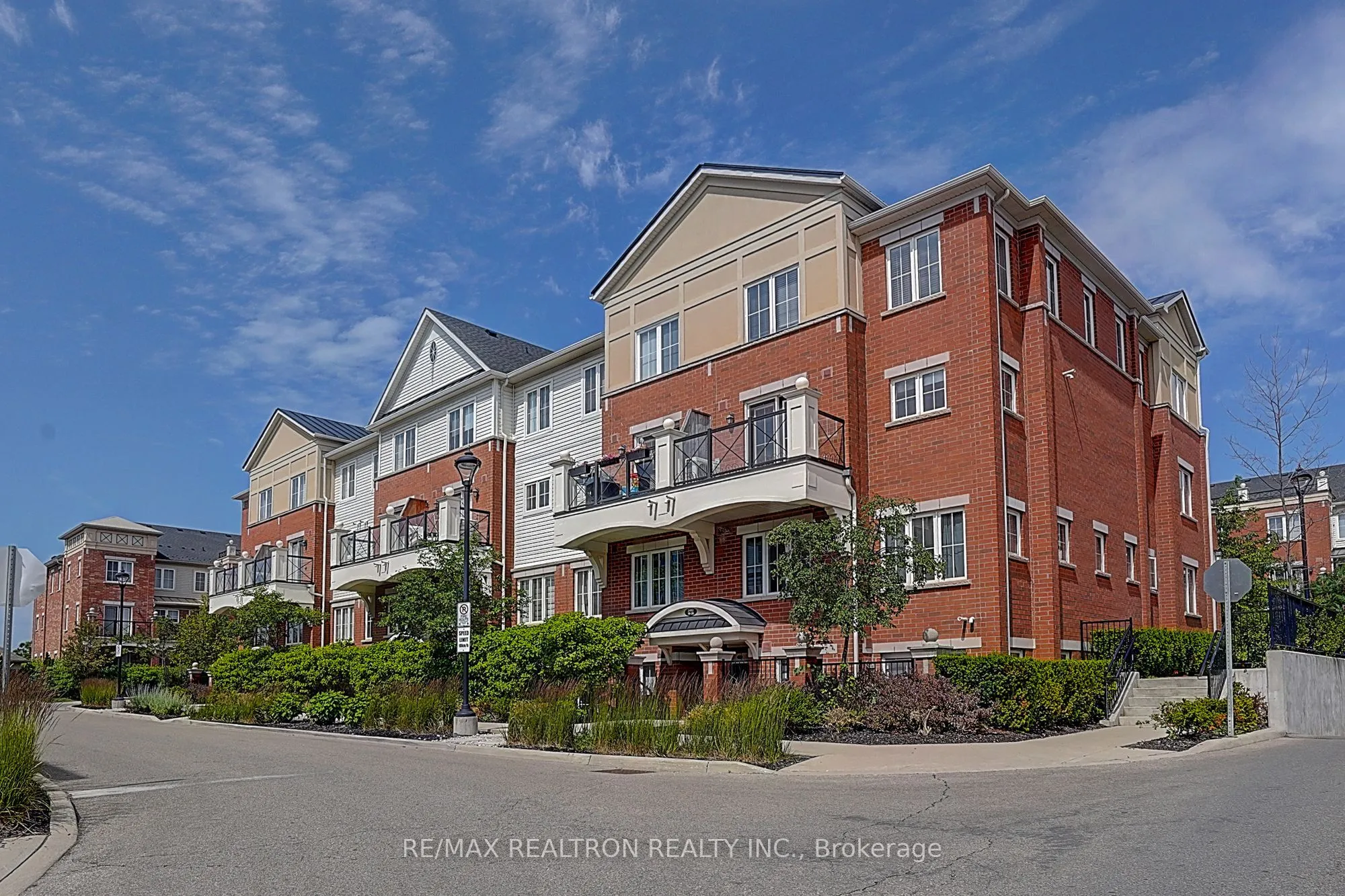 Property For Sale | W13522352
