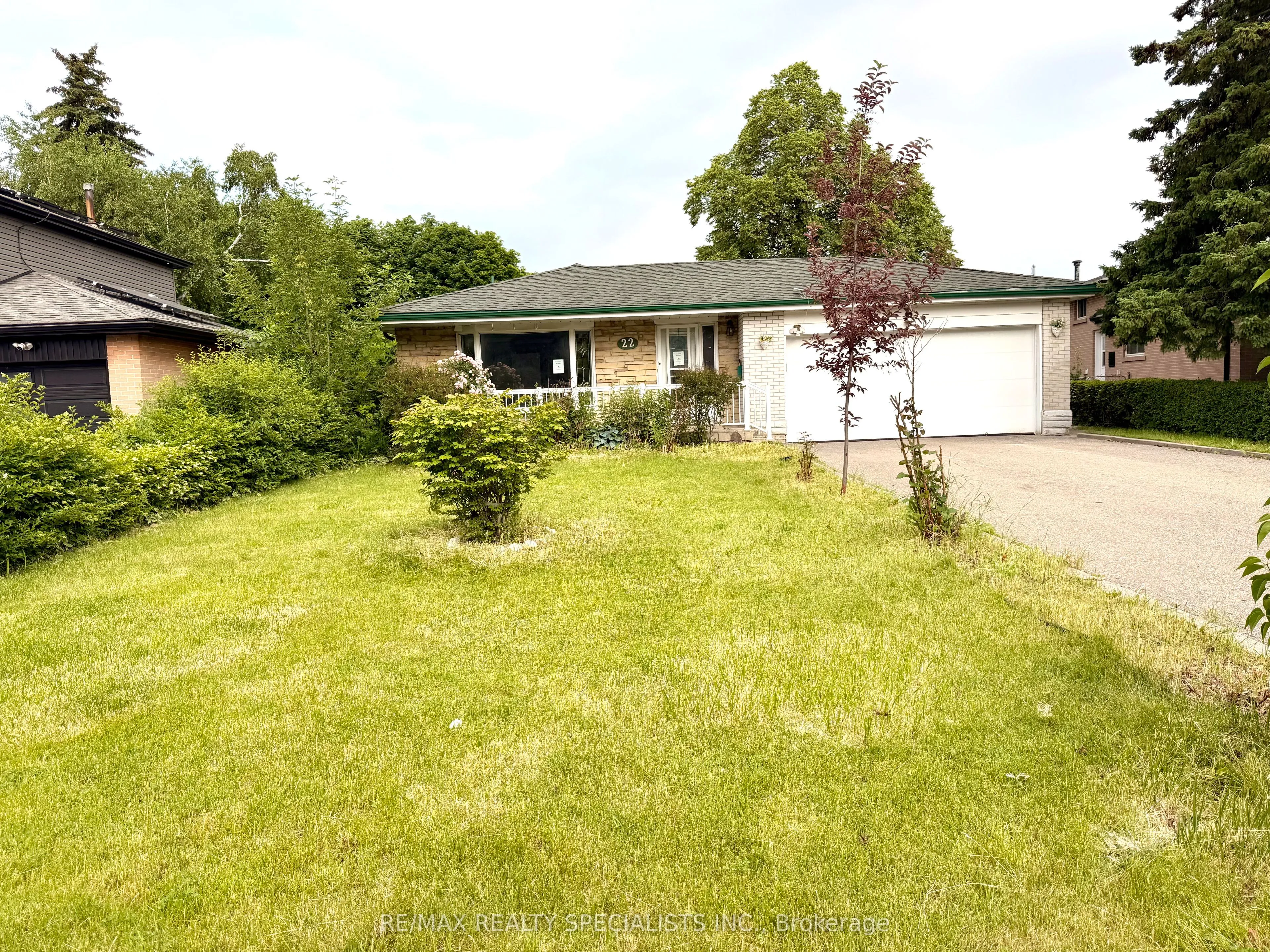 Detached Home For Sale | W13522518