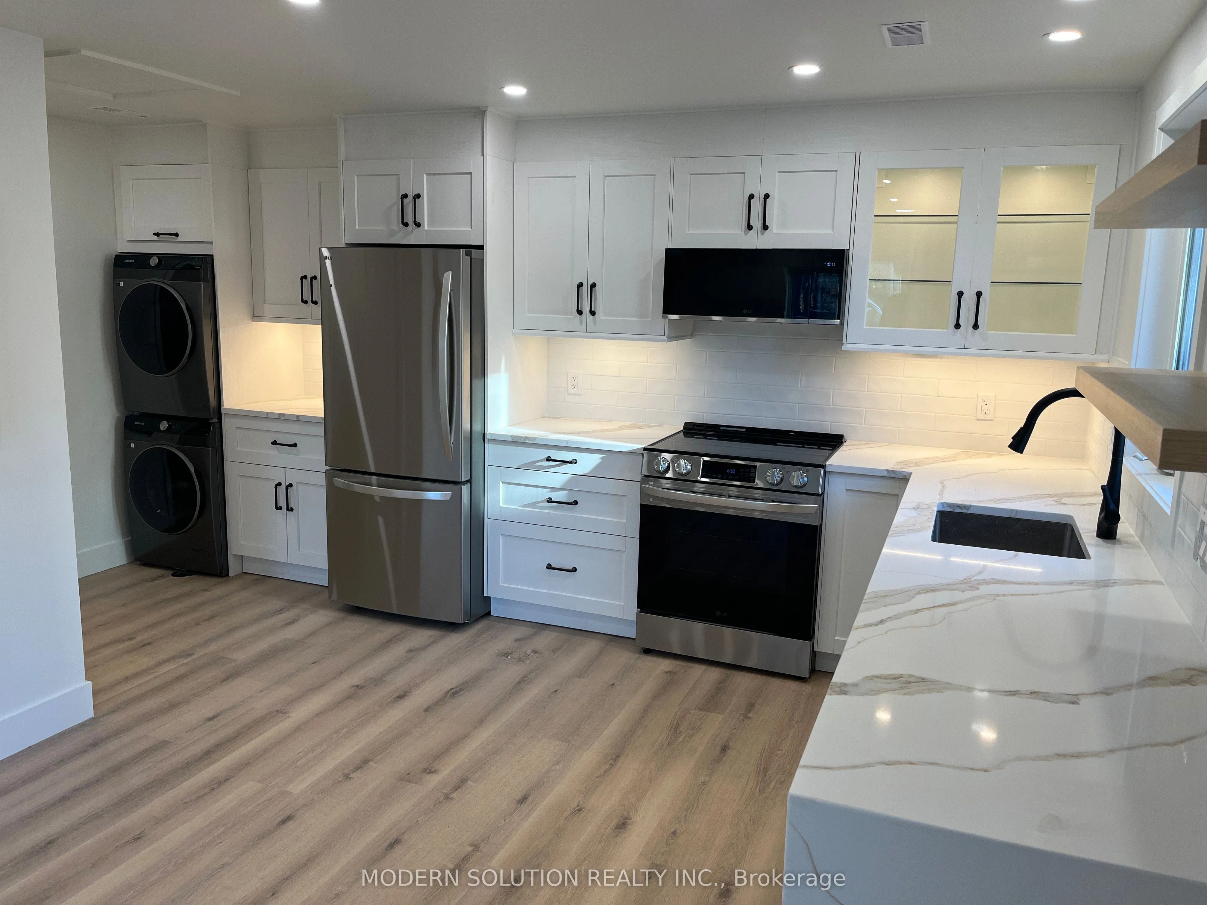 Detached Home For Lease | W13524220