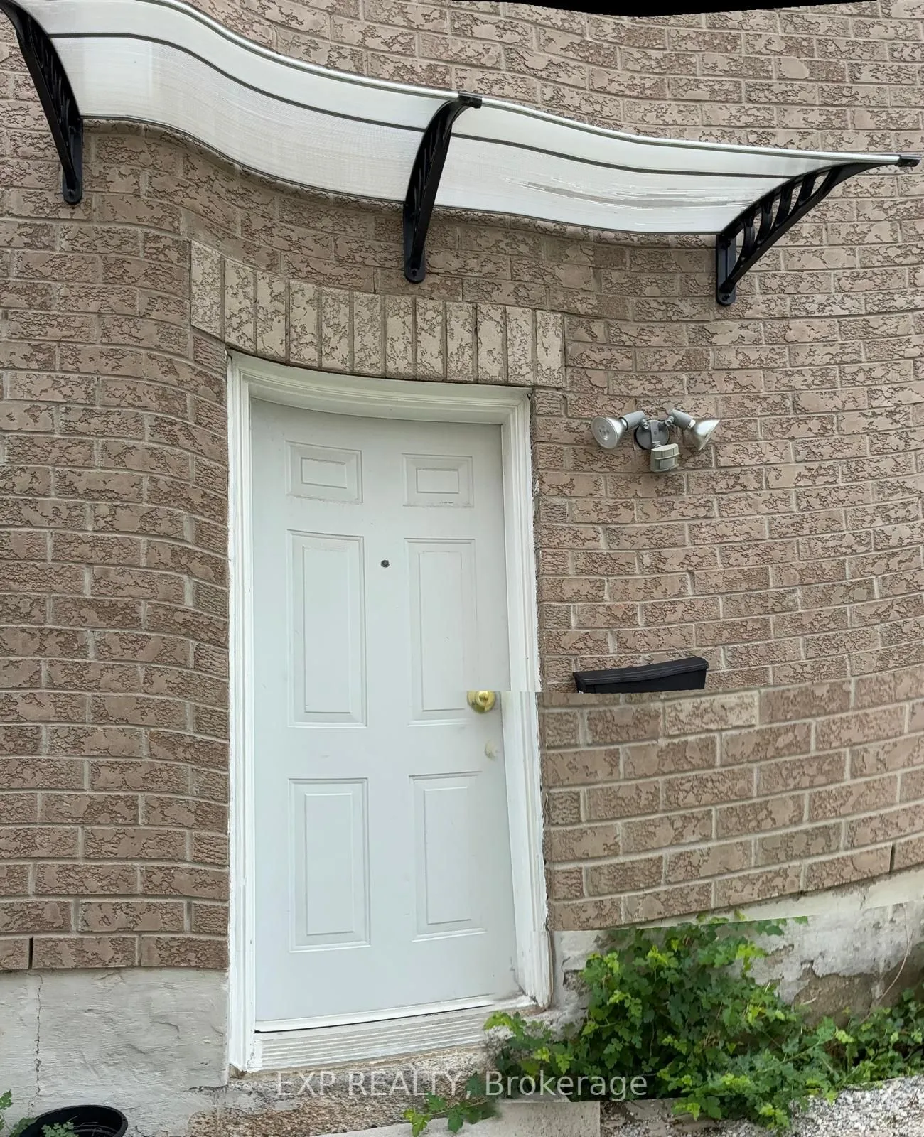 Detached Home For Lease | W13524412