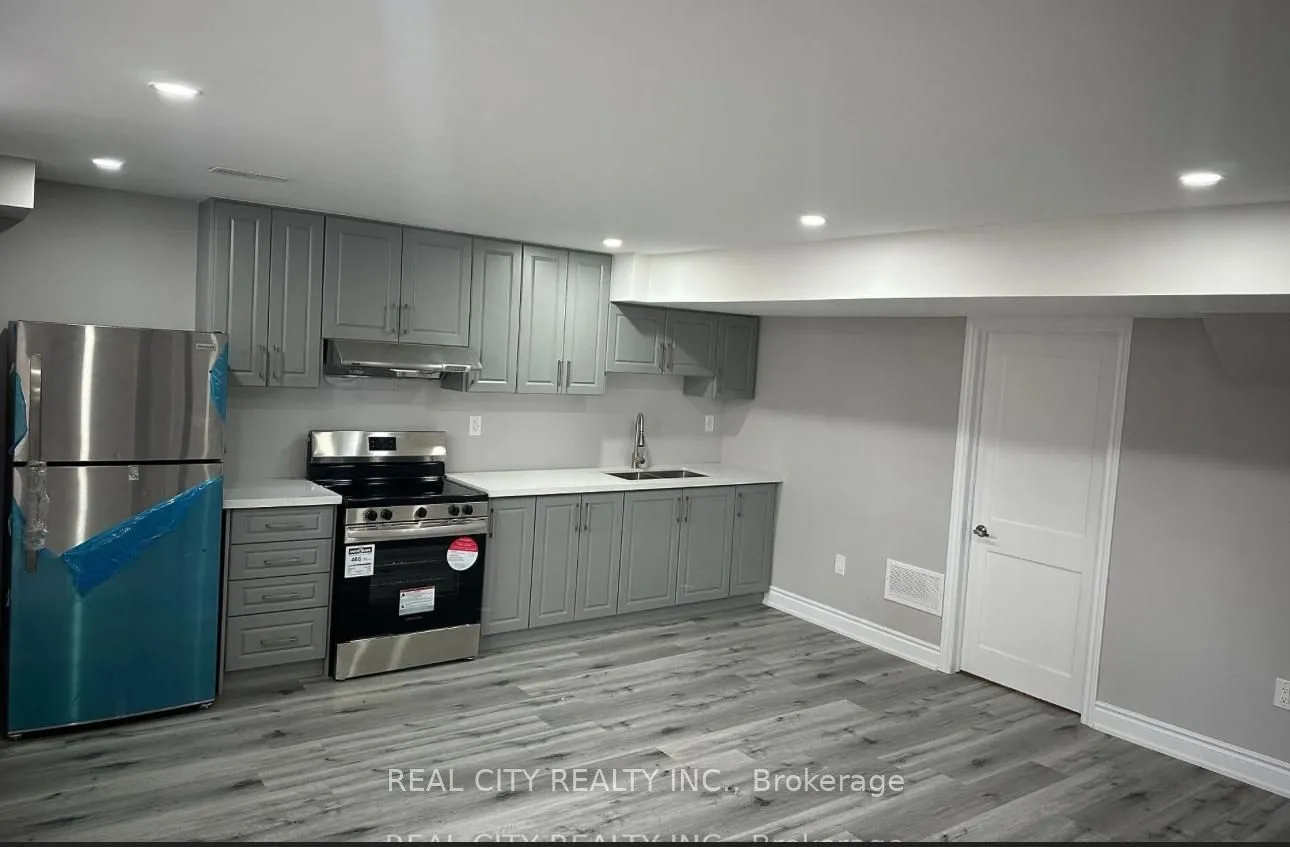 Detached Home For Lease | W13524744