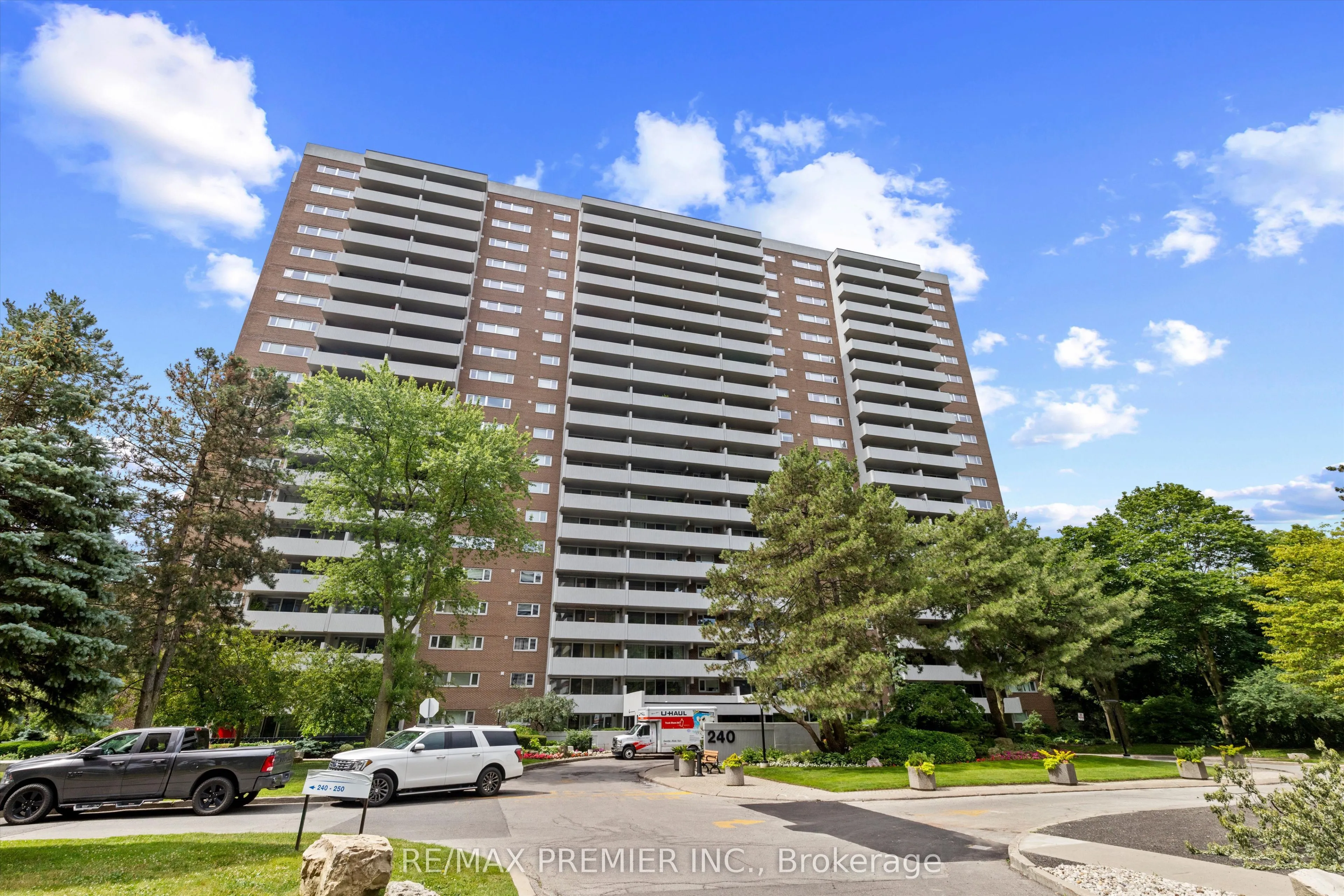 Property For Lease | W13524846