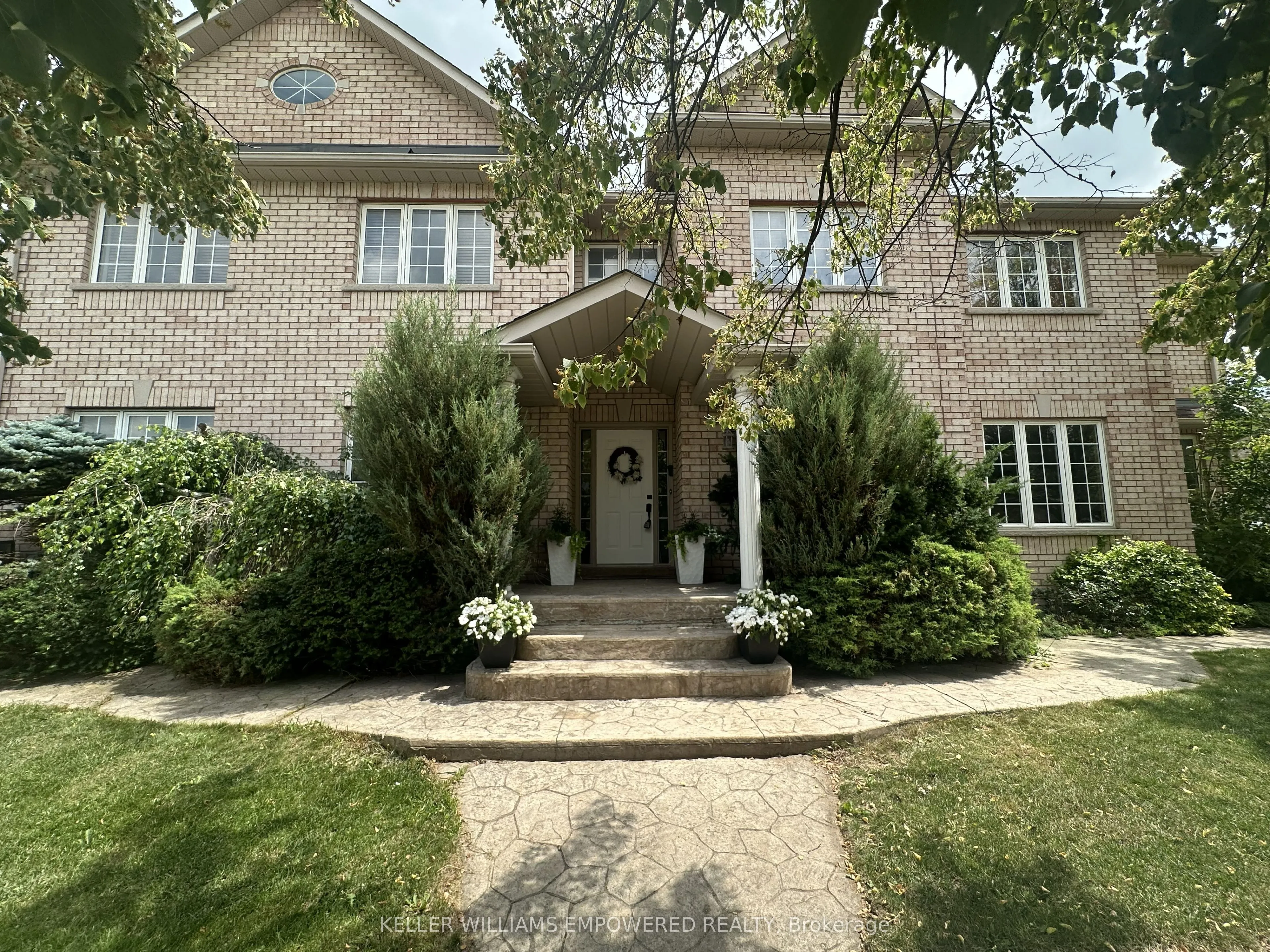 Detached Home For Sale | W13525310