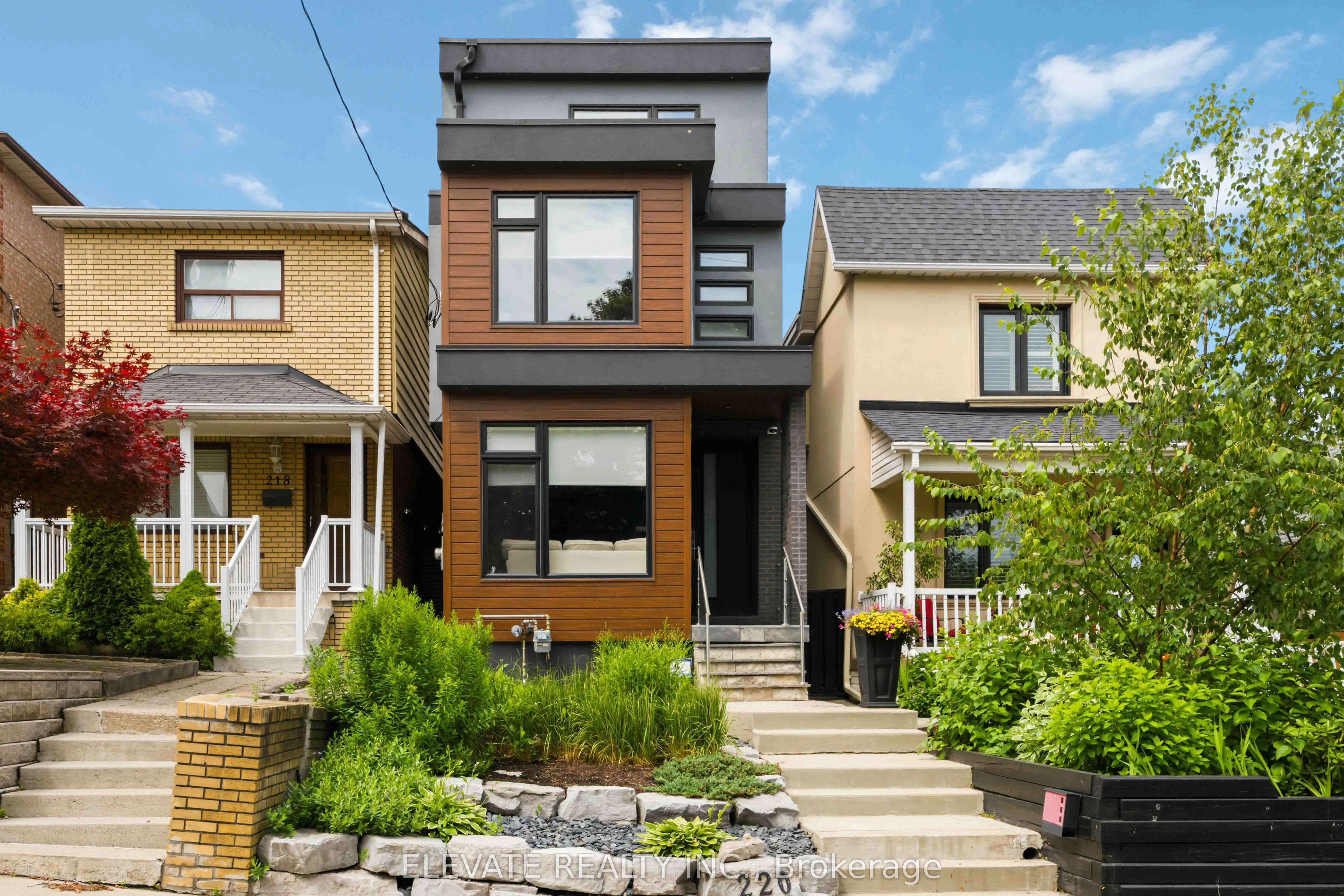 Detached Home For Lease | W13525384