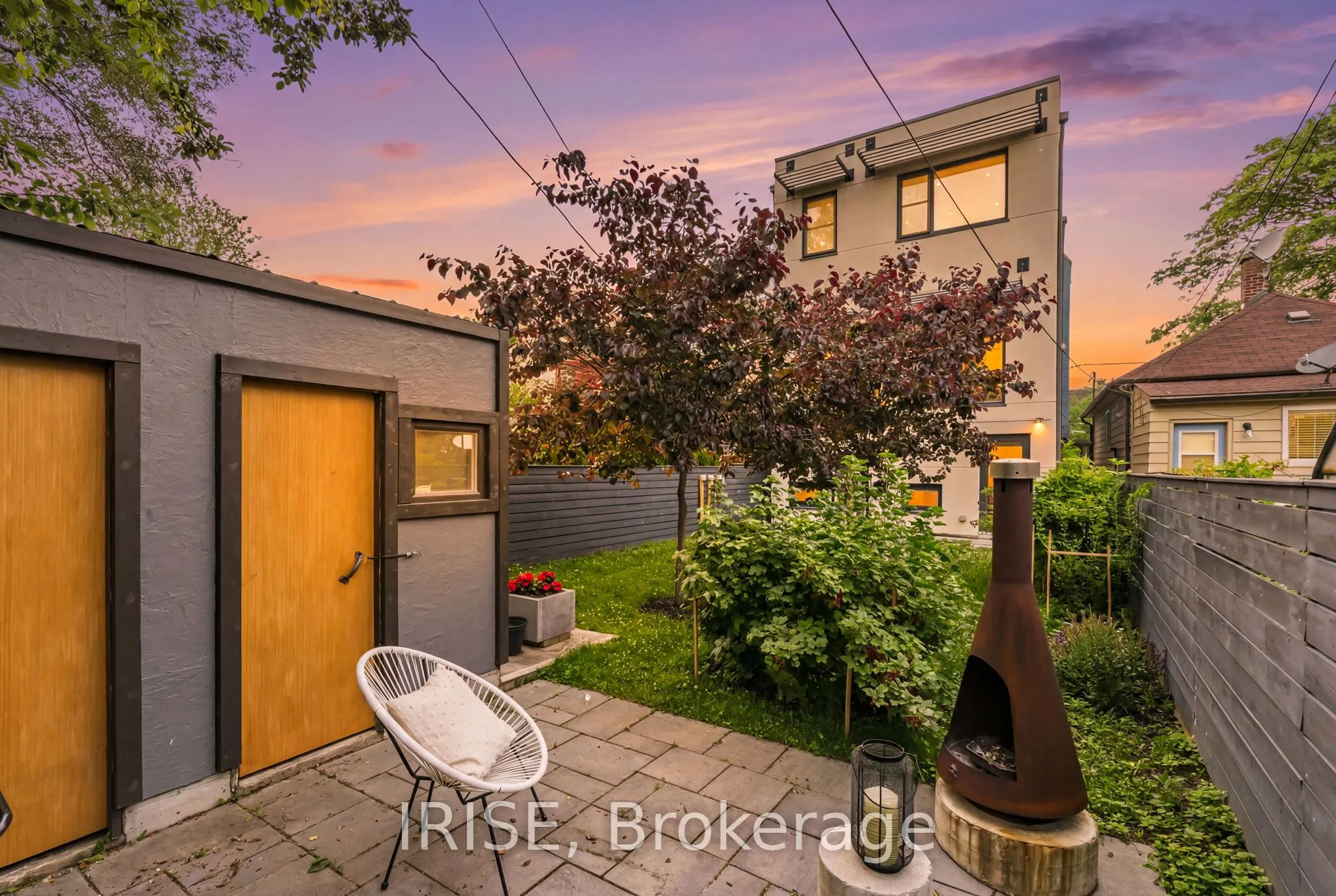 Detached Home For Sale | W13525644