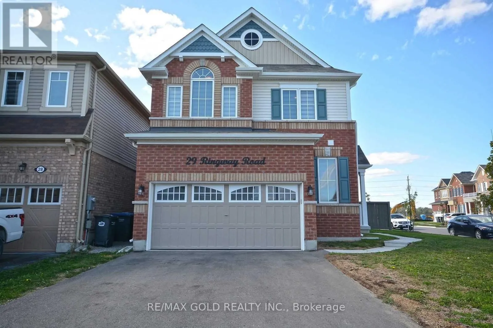 Detached Home For Lease | W13528974