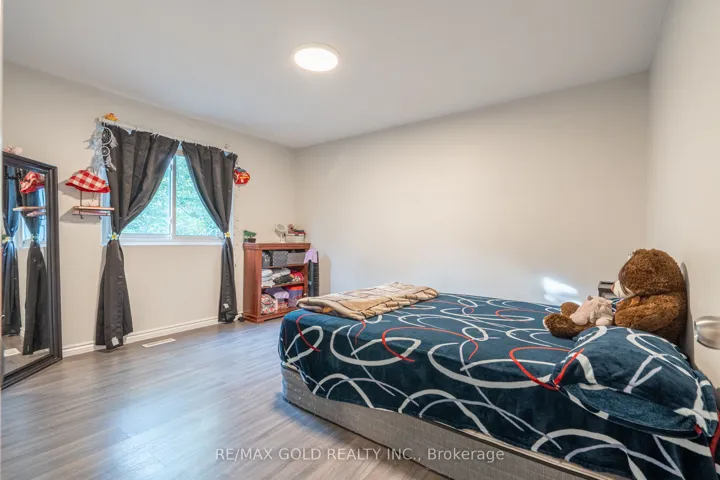 23 Judith Crescent, Brampton, ON L6S 3J3