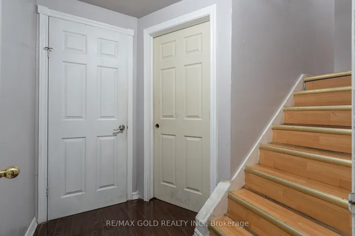 23 Judith Crescent, Brampton, ON L6S 3J3
