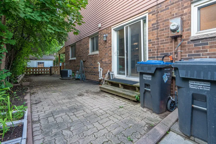 23 Judith Crescent, Brampton, ON L6S 3J3