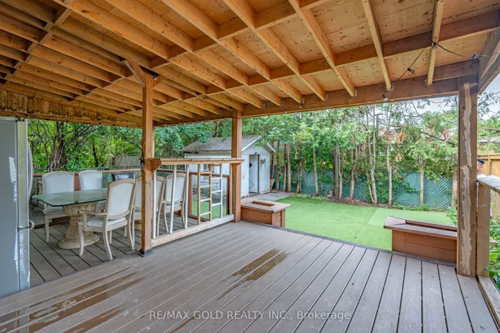 23 Judith Crescent, Brampton, ON L6S 3J3