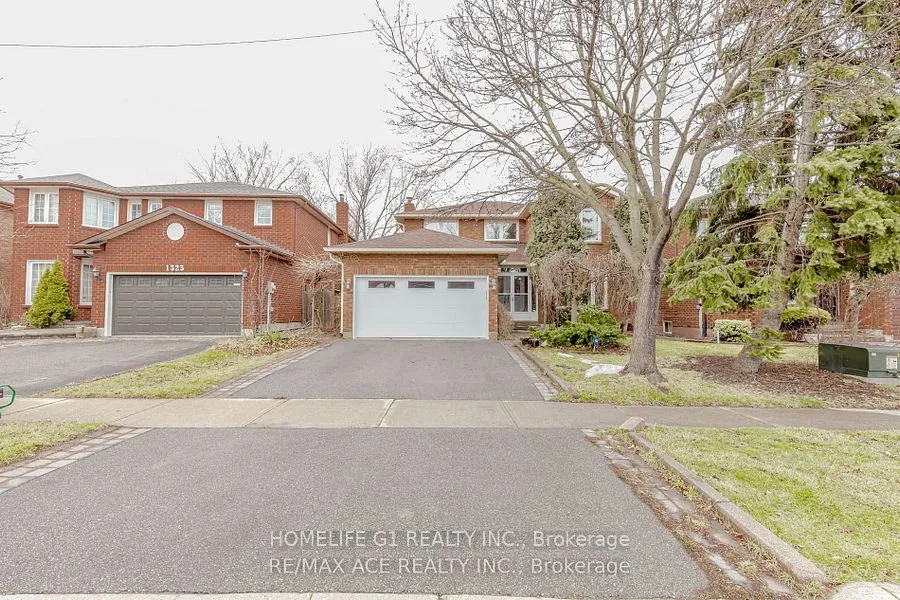Detached Home For Lease | W13529710