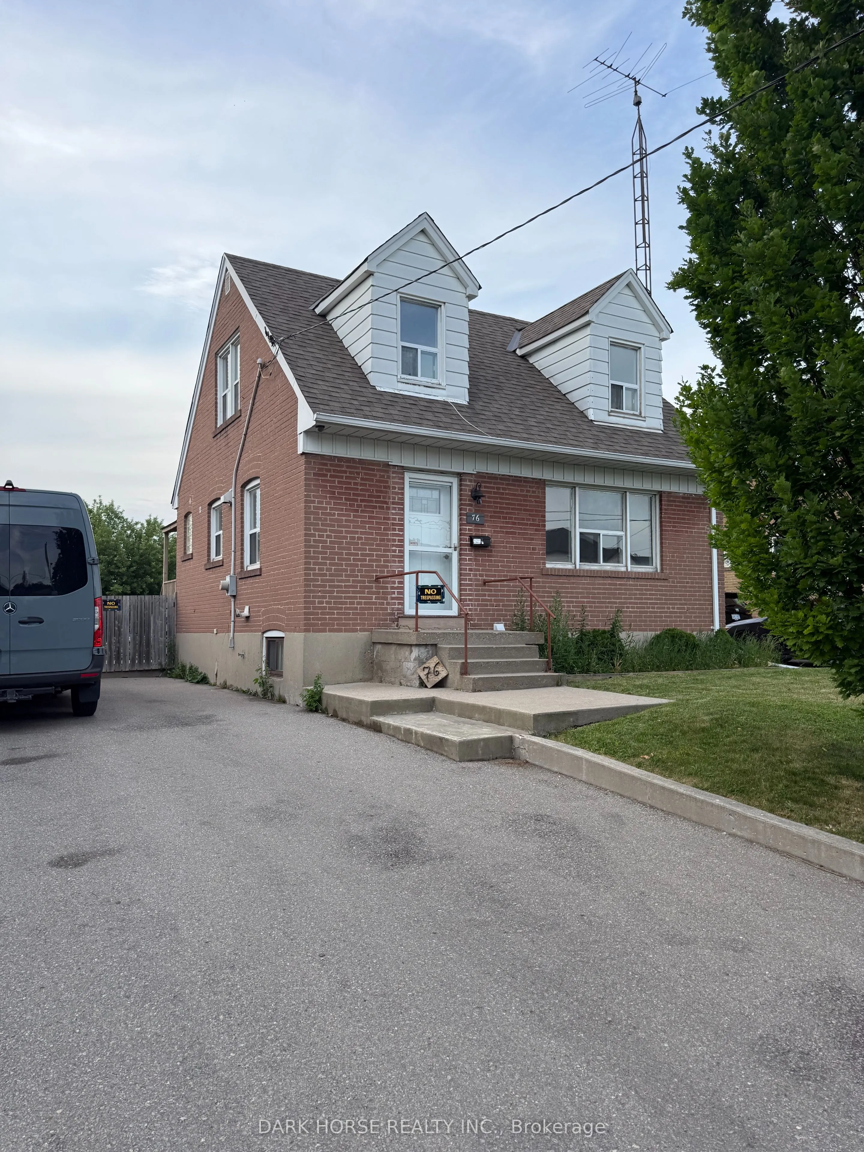 Detached Home For Lease | W13529908