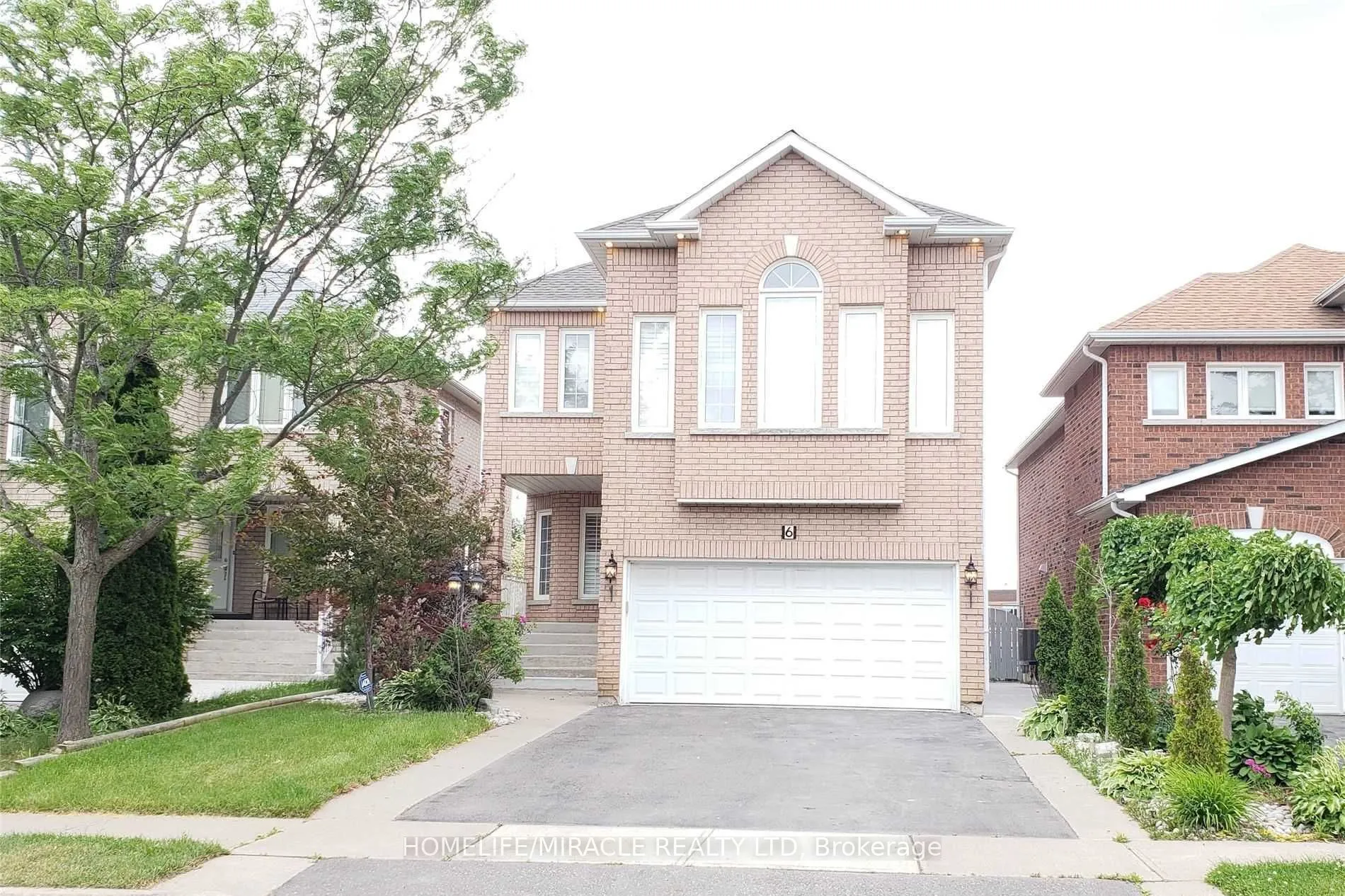 Detached Home For Lease | W13532216