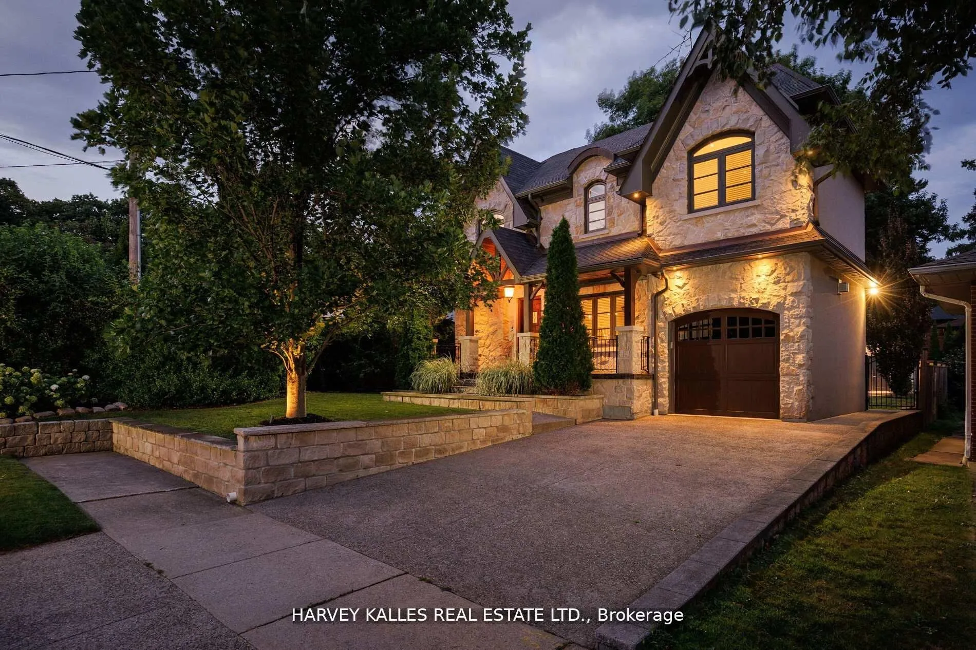 Detached Home For Sale | W13533254