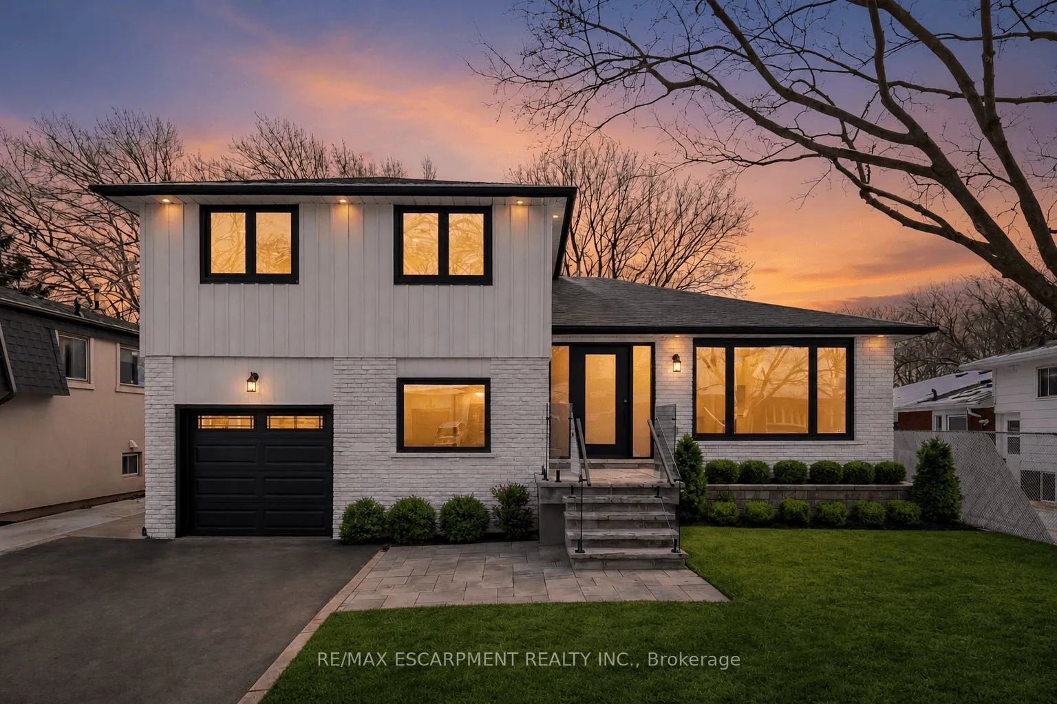 Detached Home For Sale | W13533598