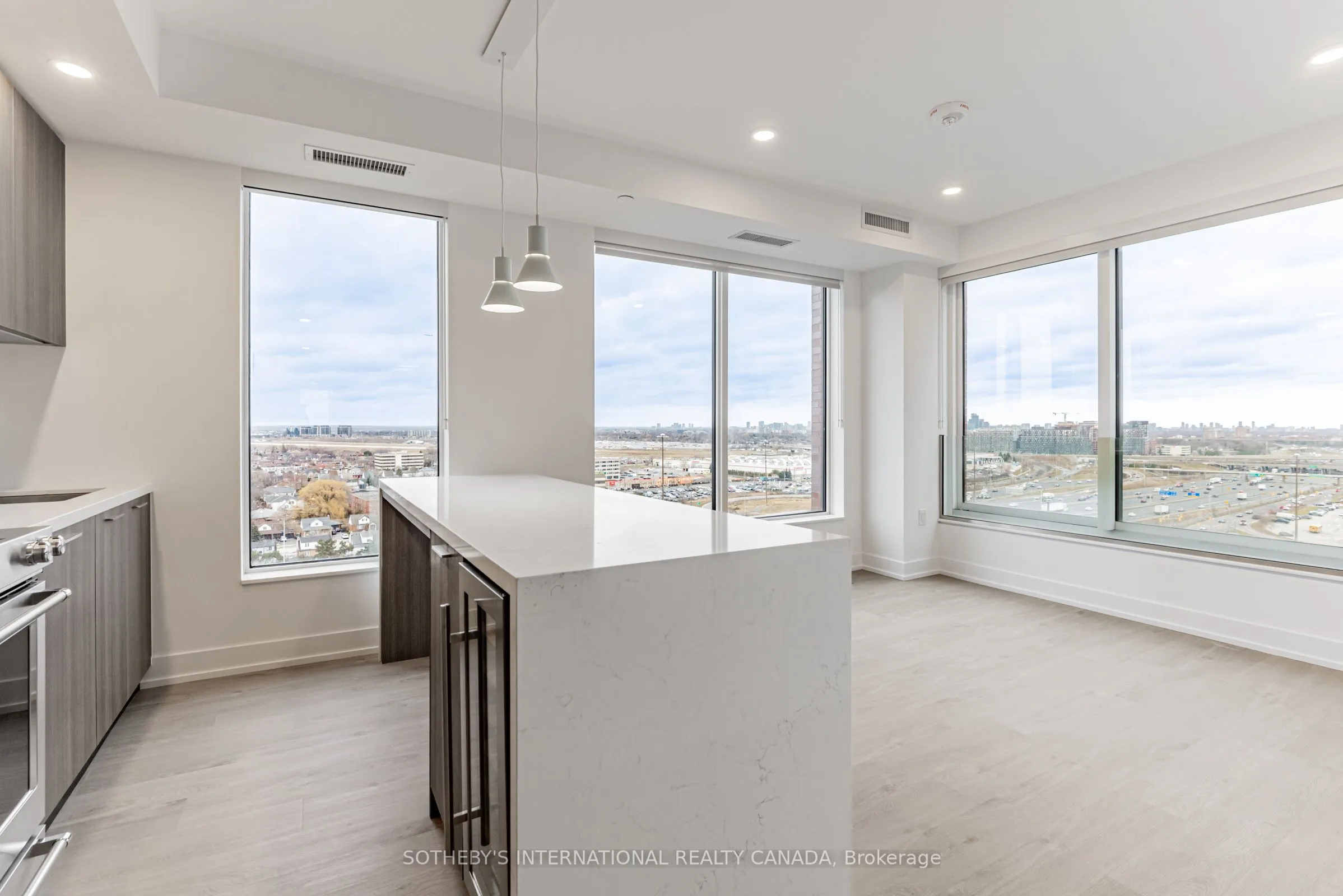 Property For Lease | W13534314