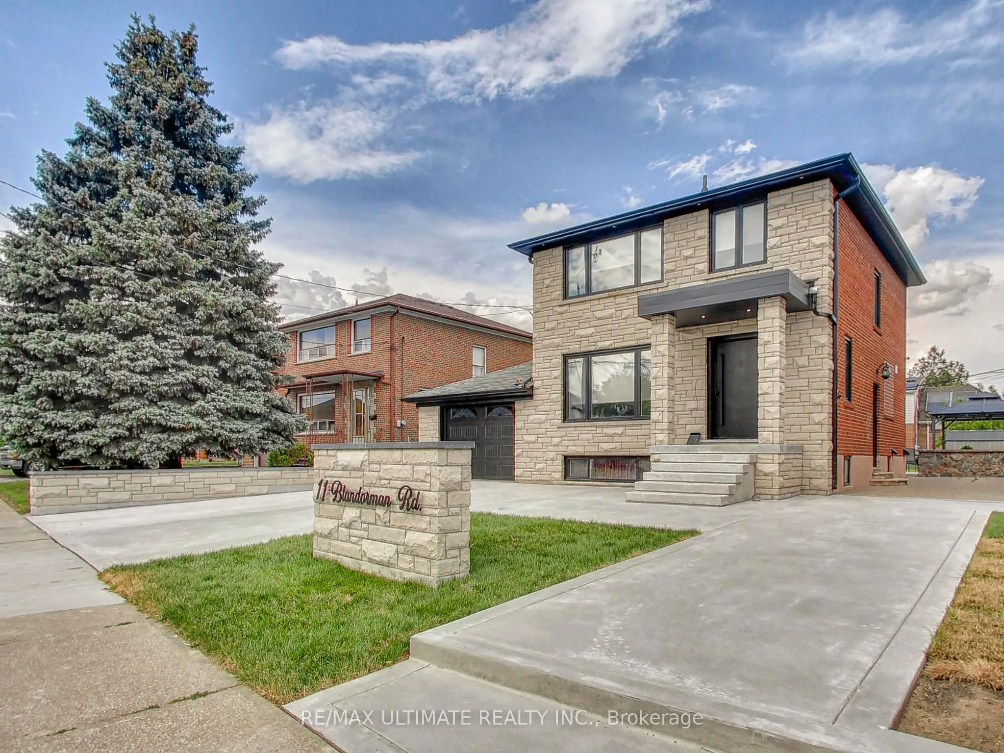 Detached Home For Sale | W13534600