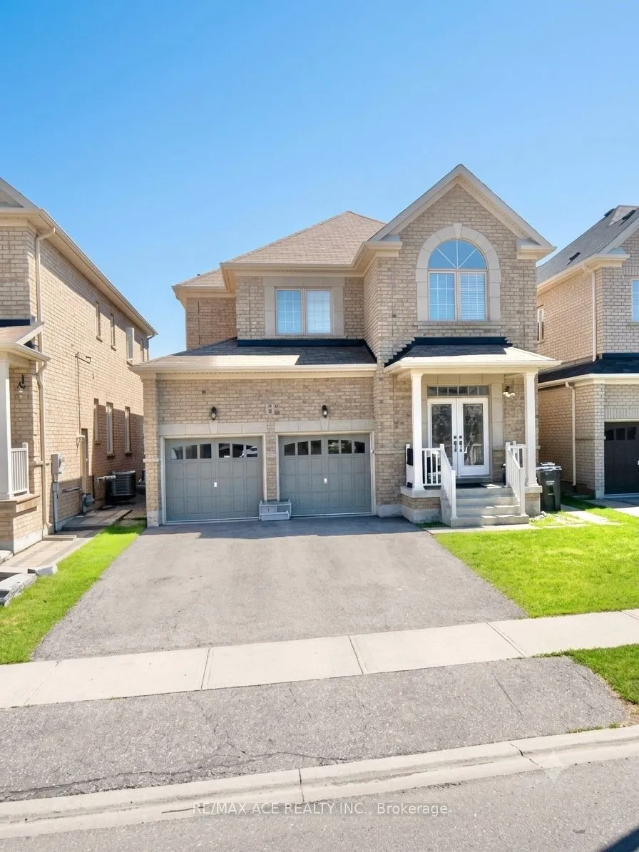 Detached Home For Lease | W13535172