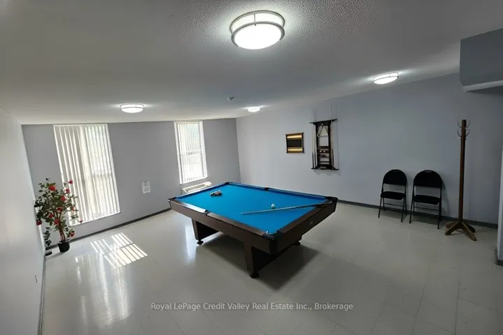 2835 Islington Avenue 209, Toronto W05, ON M9L 2K2