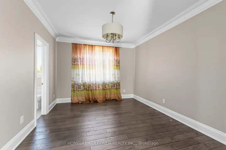 67 Mcadam Avenue, Toronto W04, ON M6A 1S6
