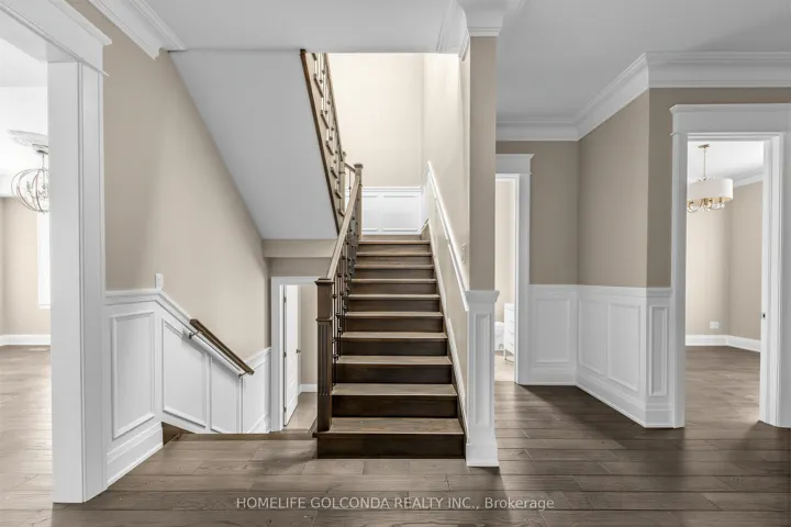 67 Mcadam Avenue, Toronto W04, ON M6A 1S6