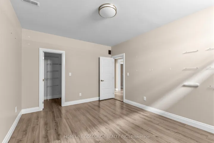 67 Mcadam Avenue, Toronto W04, ON M6A 1S6