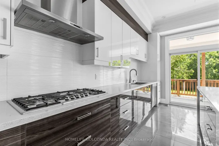 67 Mcadam Avenue, Toronto W04, ON M6A 1S6