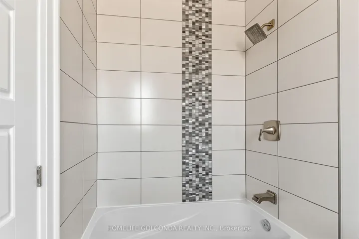 67 Mcadam Avenue, Toronto W04, ON M6A 1S6