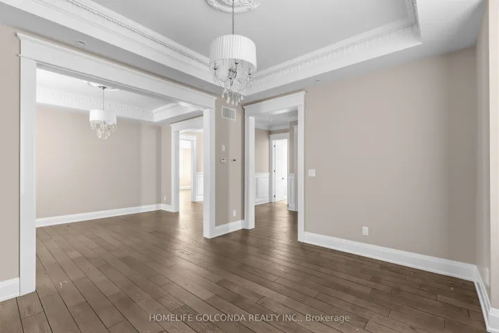 67 Mcadam Avenue, Toronto W04, ON M6A 1S6