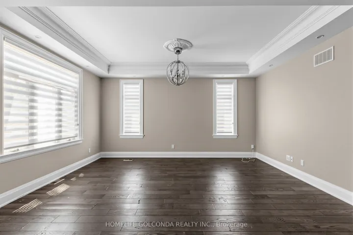 67 Mcadam Avenue, Toronto W04, ON M6A 1S6